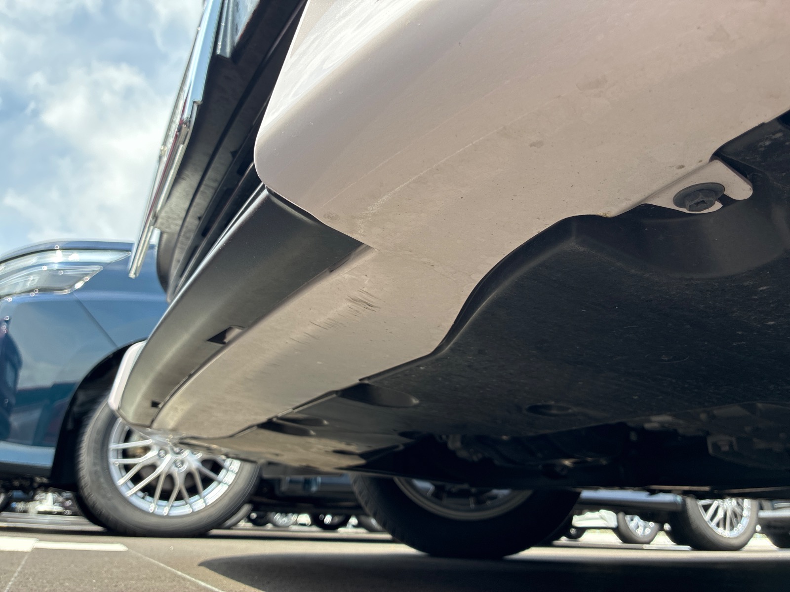 キズ・ヘコミ_64