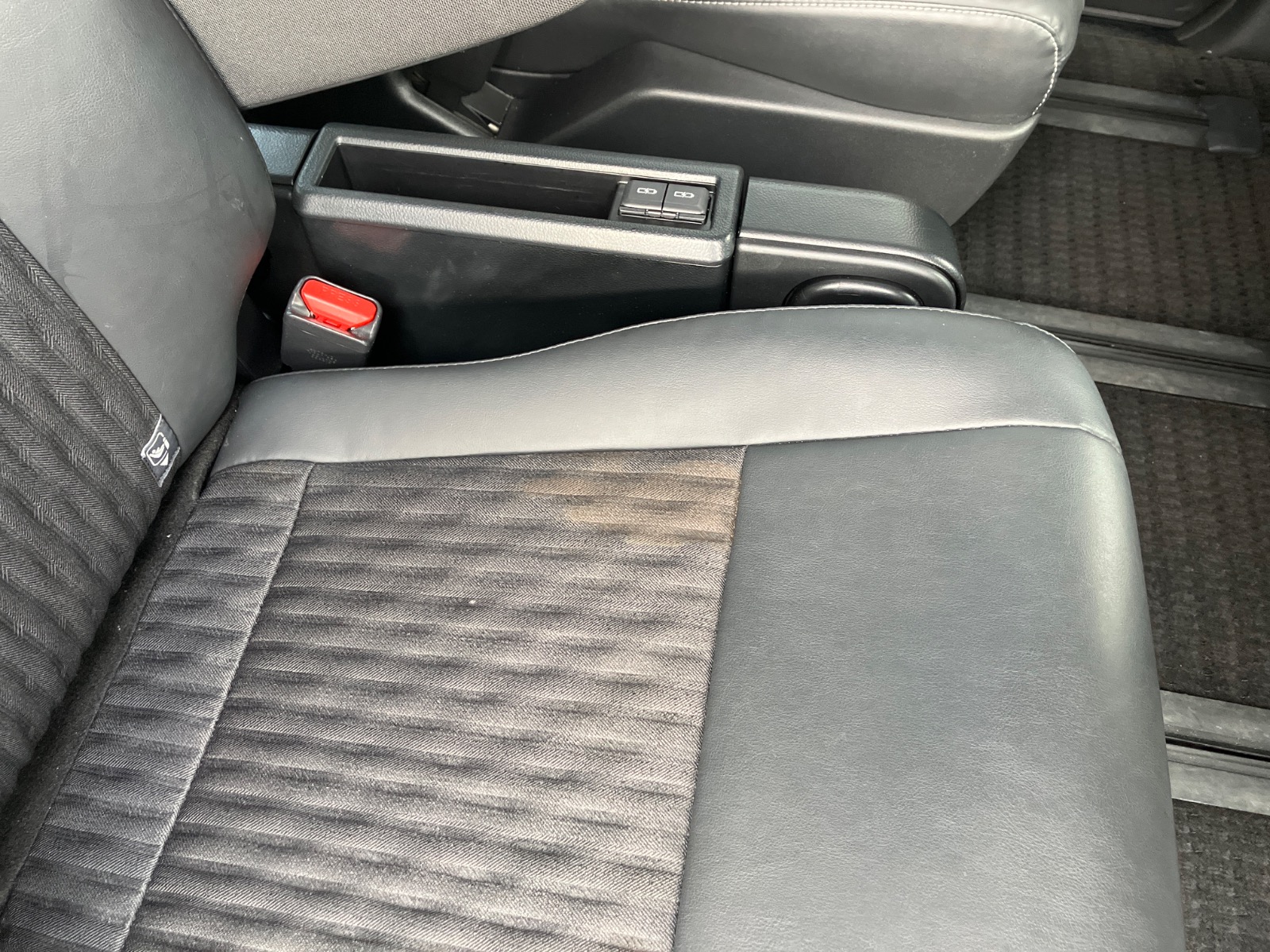 キズ・ヘコミ_64