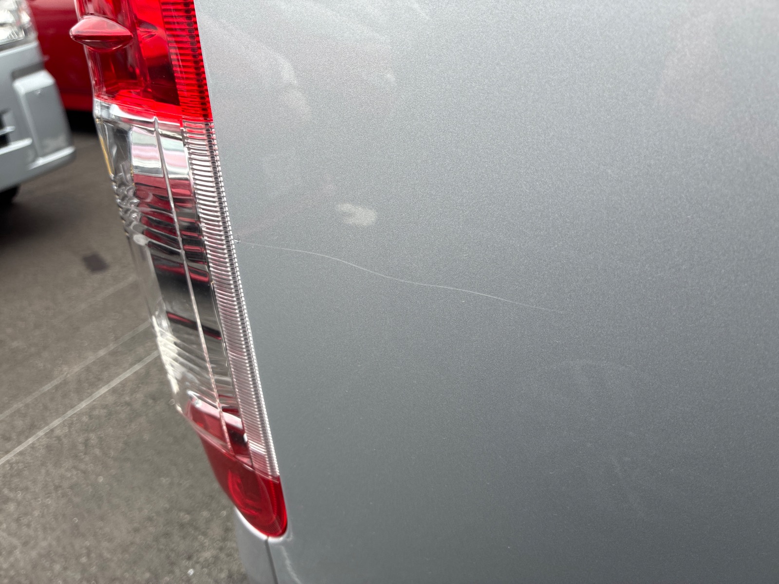 キズ・ヘコミ_41