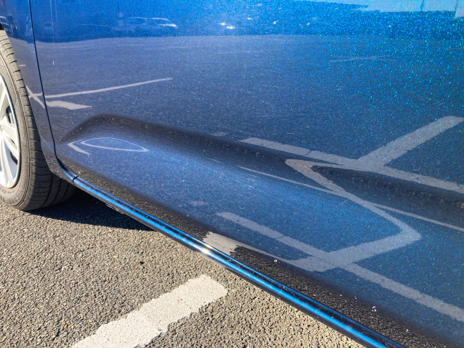 キズ・ヘコミ_17