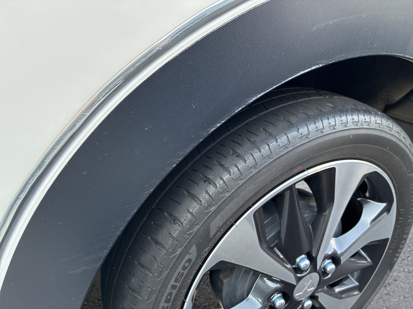 キズ・ヘコミ_38