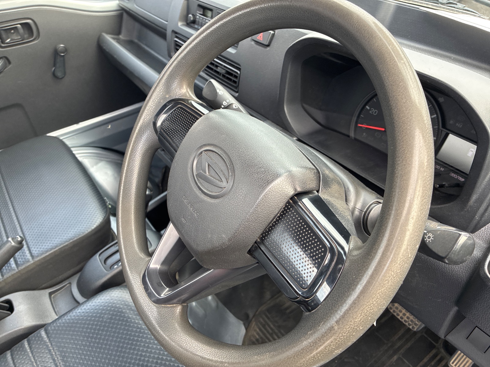 キズ・ヘコミ_64