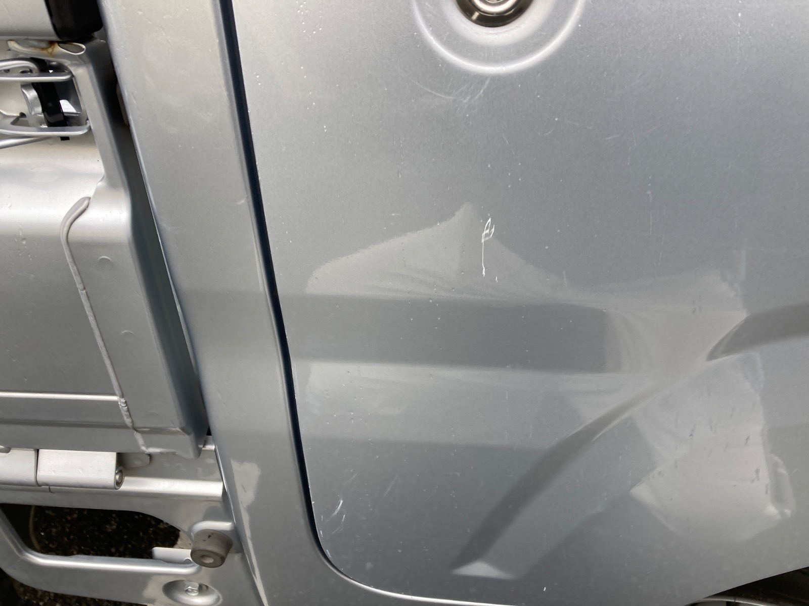 キズ・ヘコミ_19