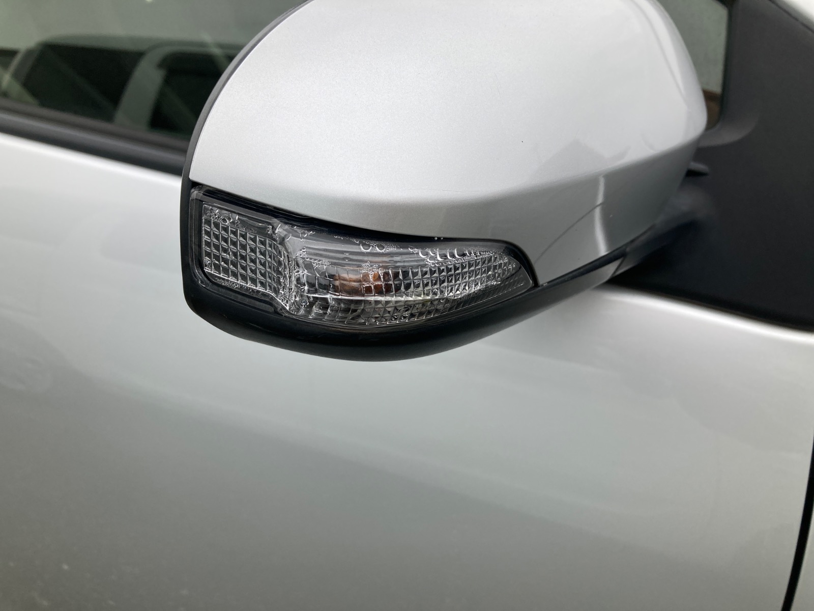 キズ・ヘコミ_64