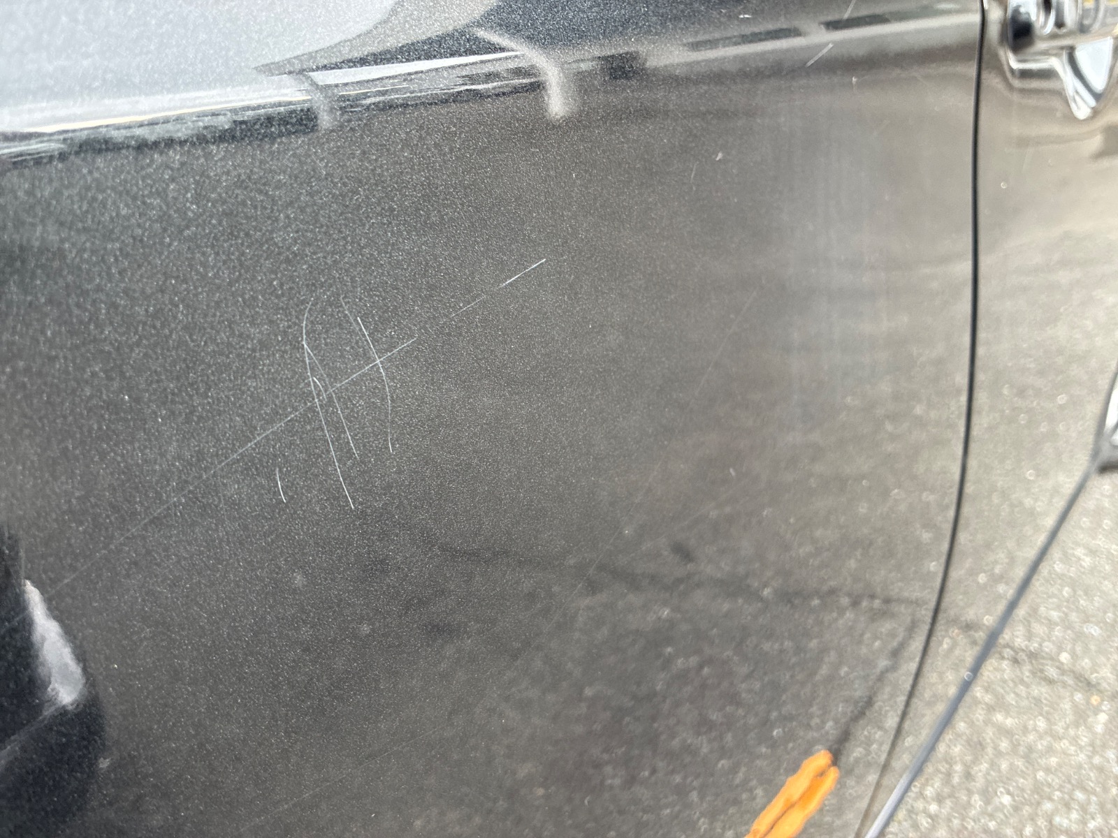 キズ・ヘコミ_26