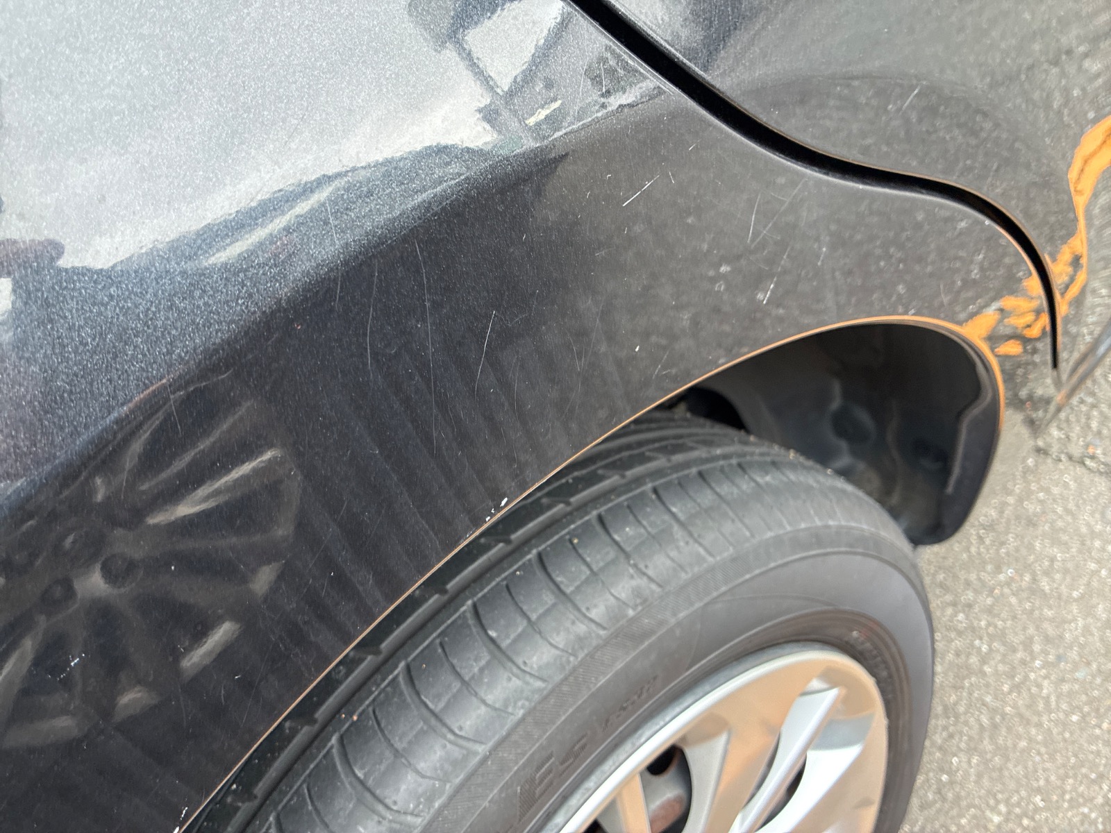 キズ・ヘコミ_40