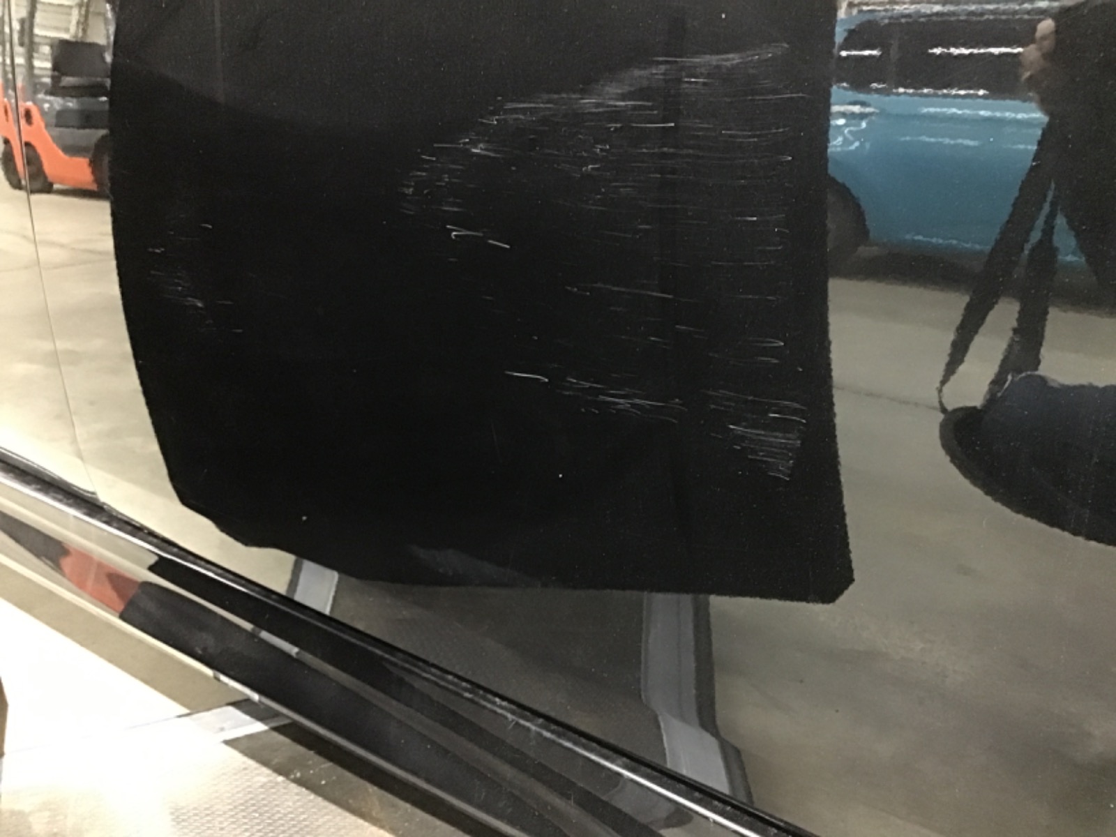 キズ・ヘコミ_18