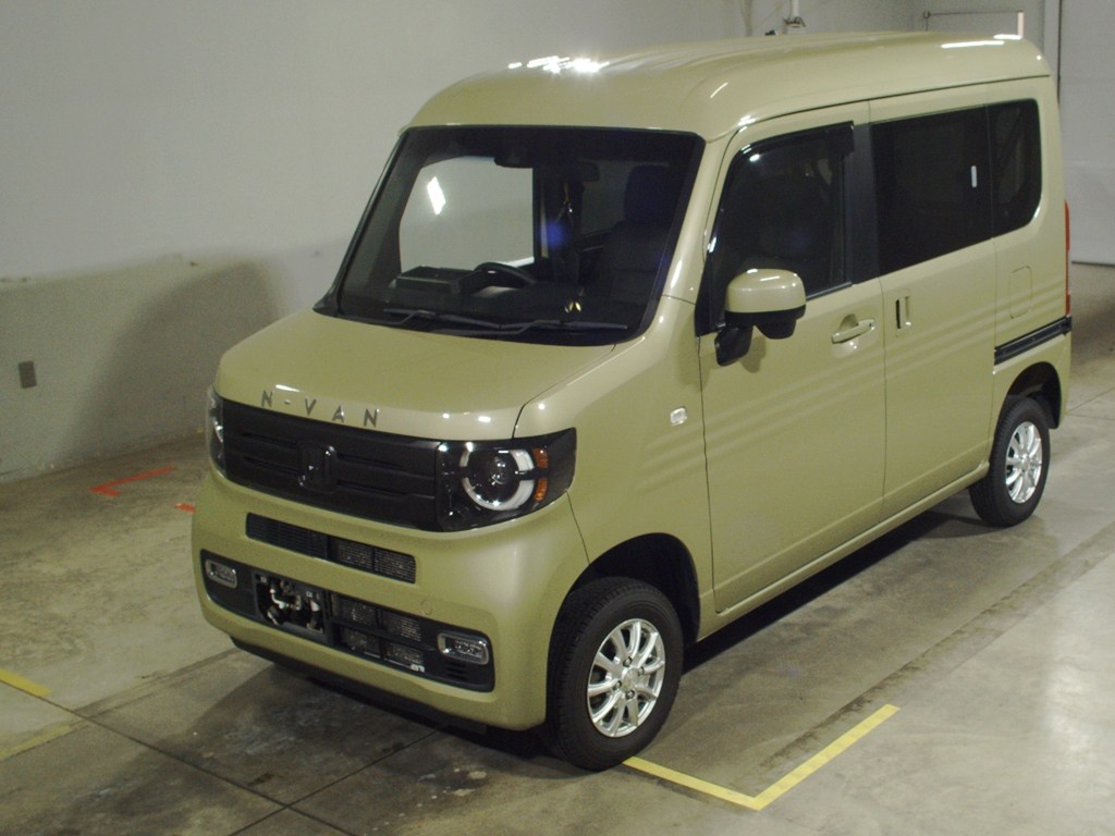 N-VAN +スタイル ファン