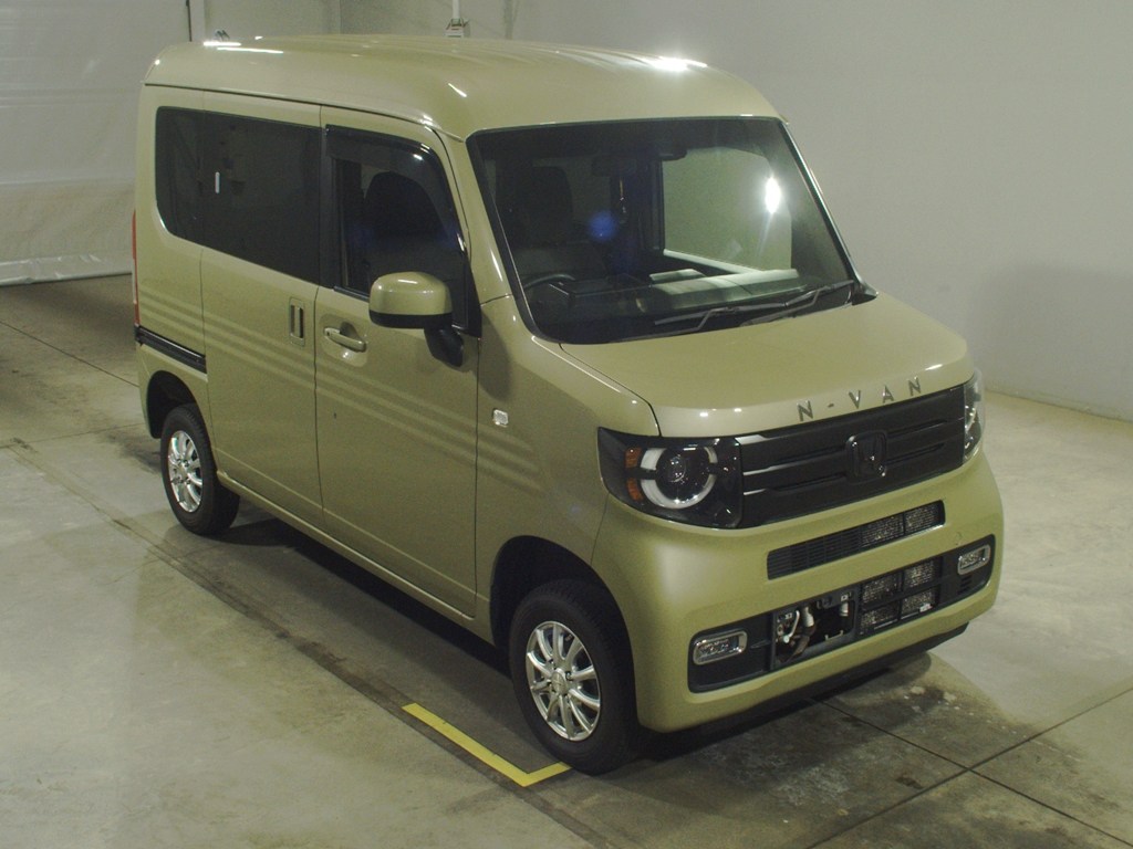 N-VAN +スタイル ファン