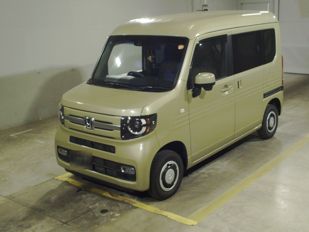 ホンダ N-VAN +スタイル ファン 4WD