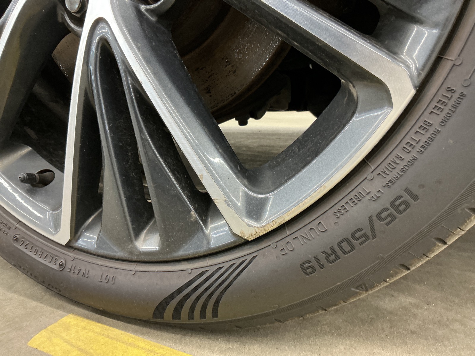 キズ・ヘコミ_60