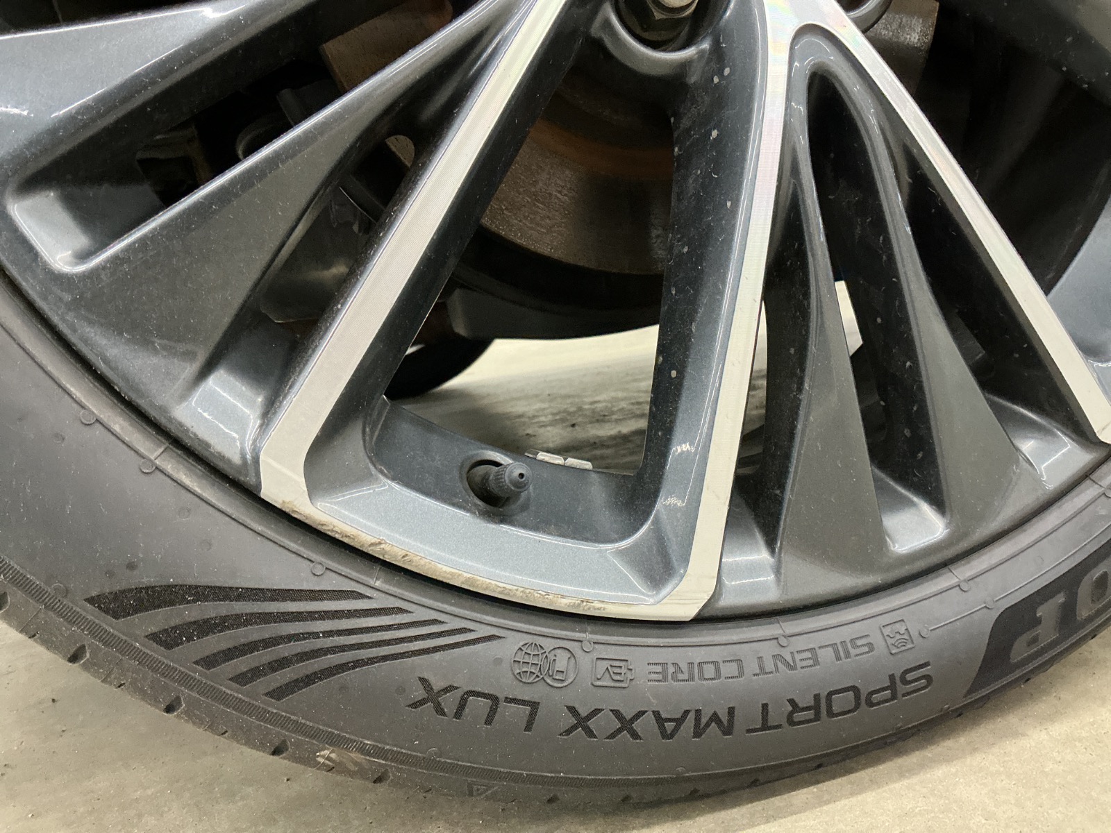 キズ・ヘコミ_62