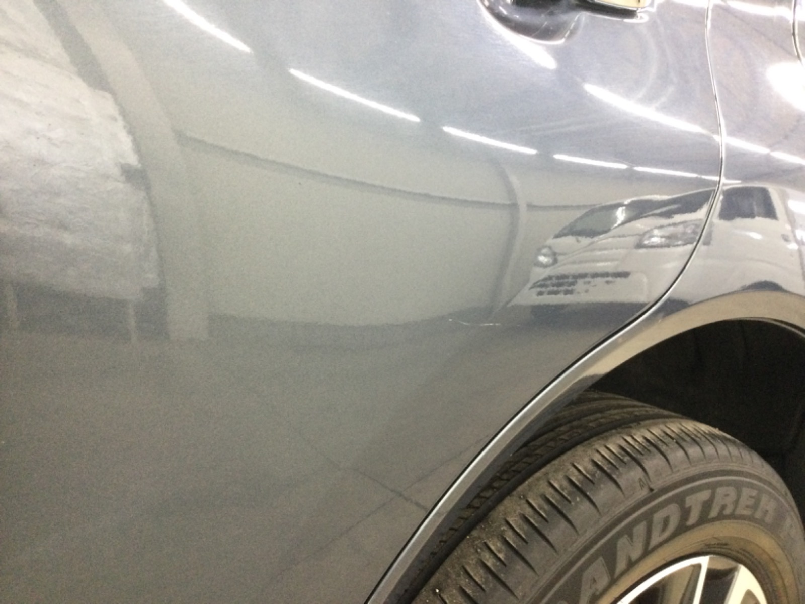 キズ・ヘコミ_25