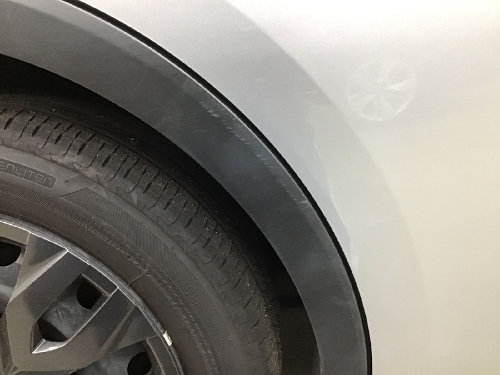 キズ・ヘコミ_40