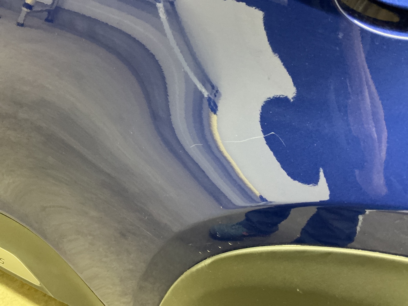 キズ・ヘコミ_25