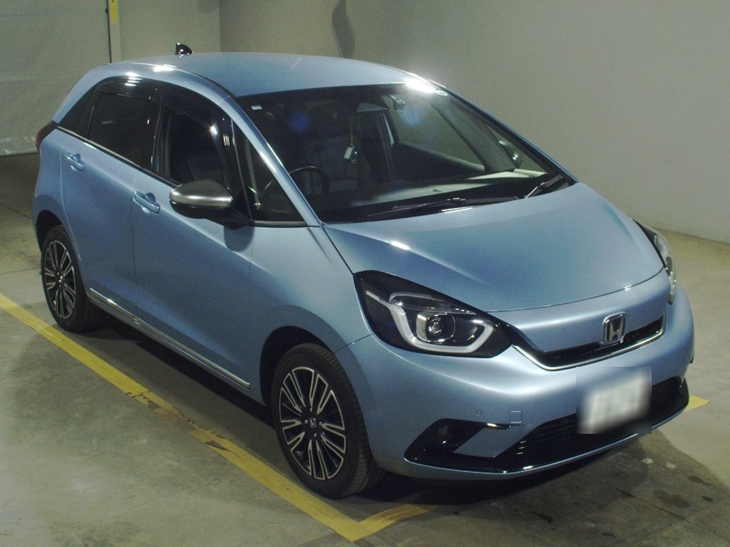 フィット E:HEV リュクス 4WD