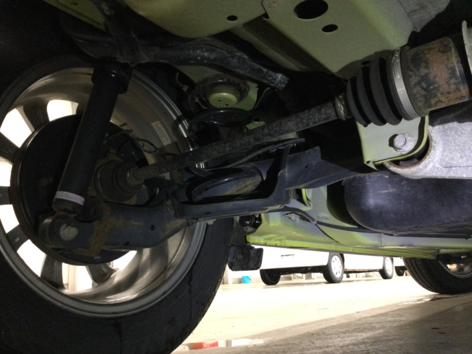 キズ・ヘコミ_64