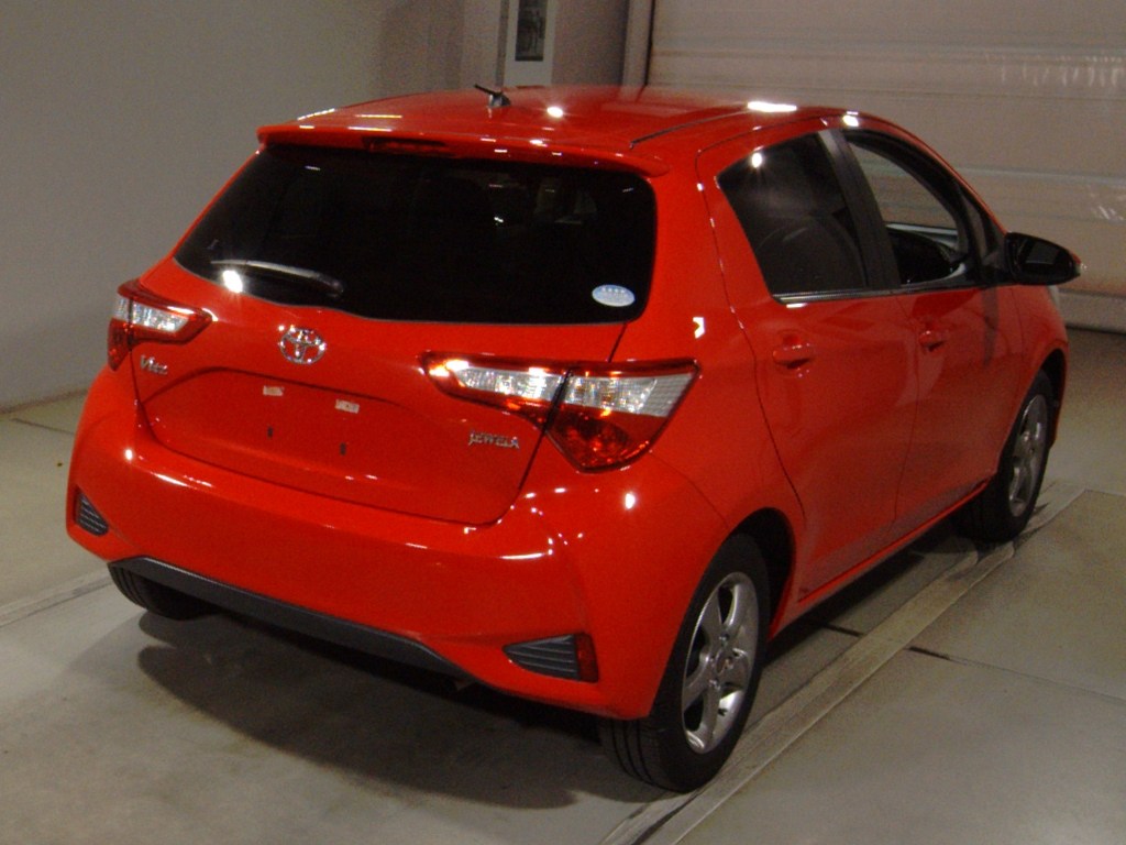 ヴィッツ ジュエラ