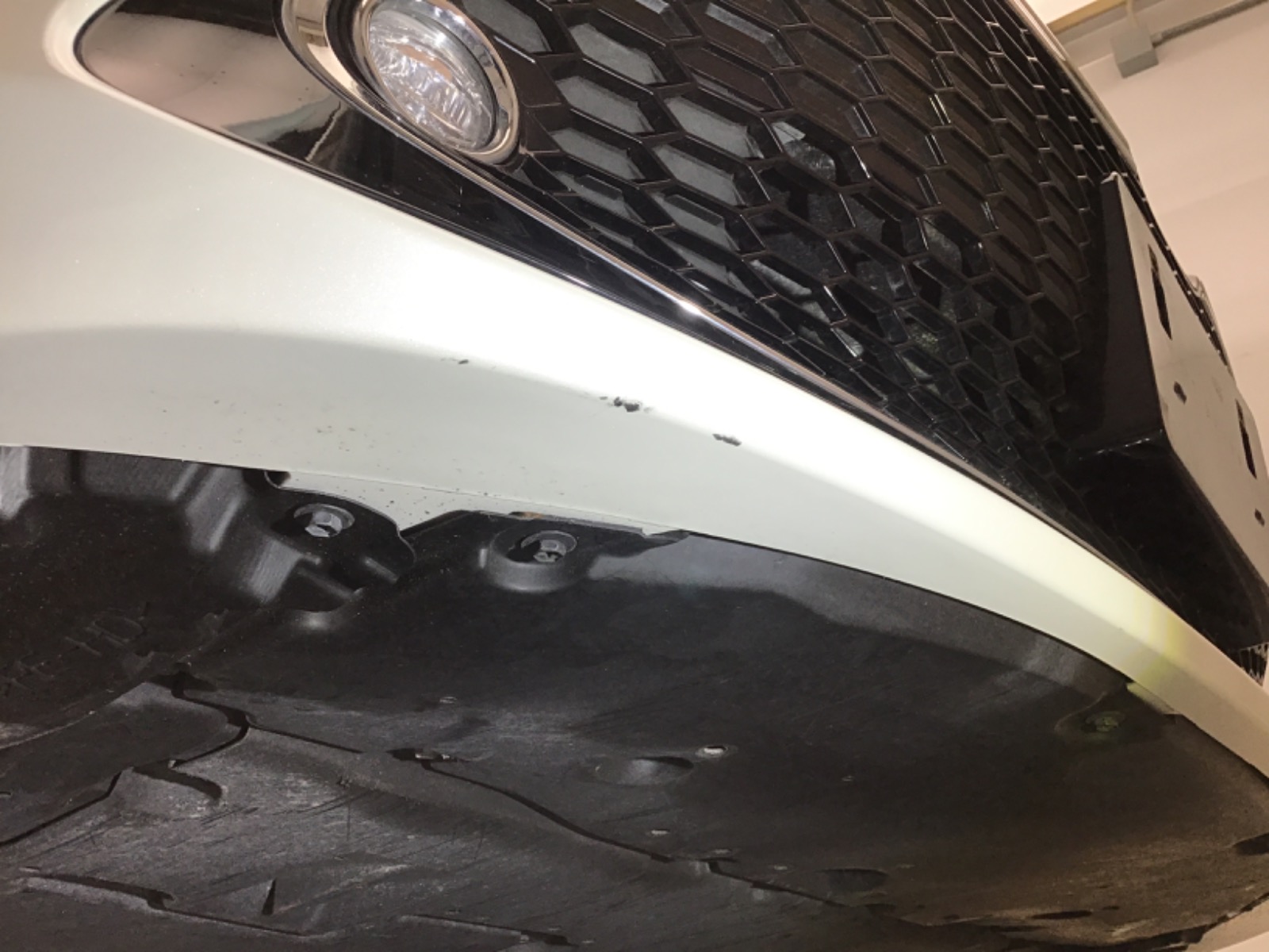 キズ・ヘコミ_64