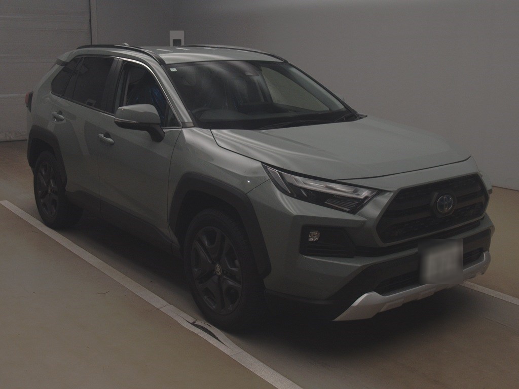 RAV4 HV アドベンチャー4WD