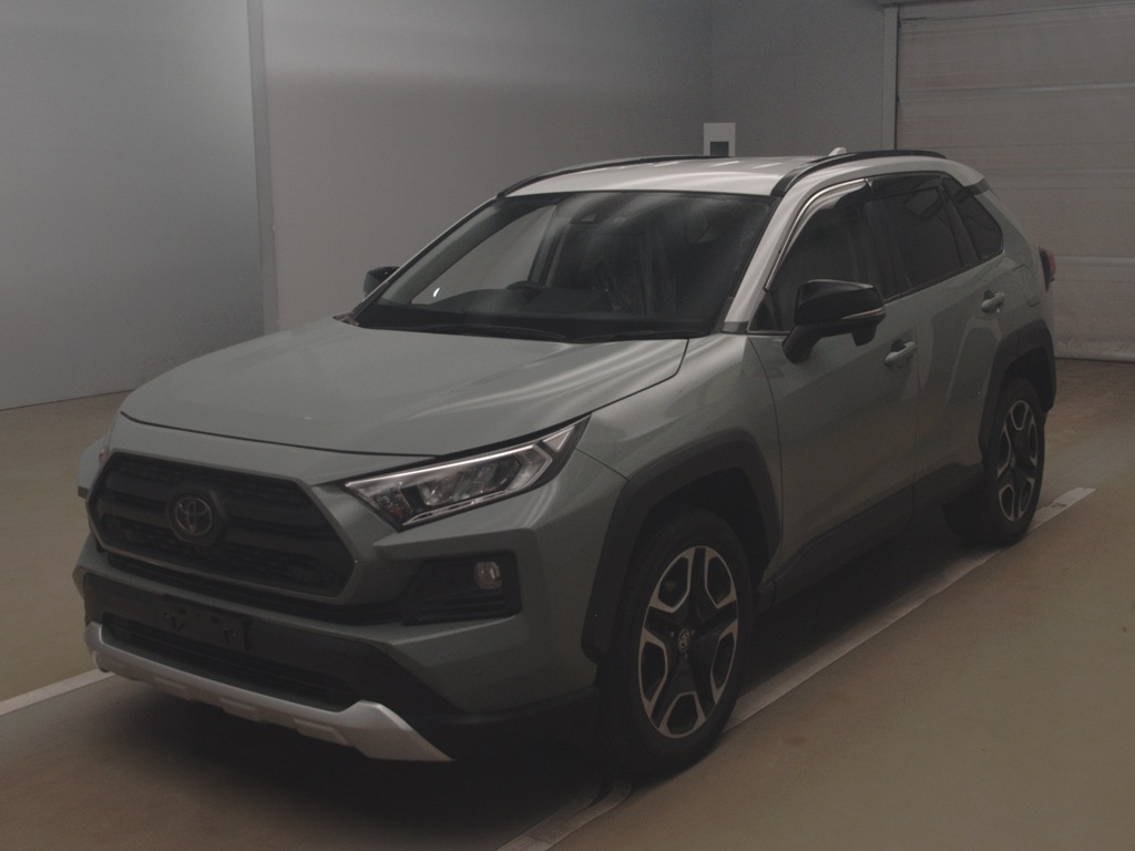 RAV4 アドベンチャー 4WD