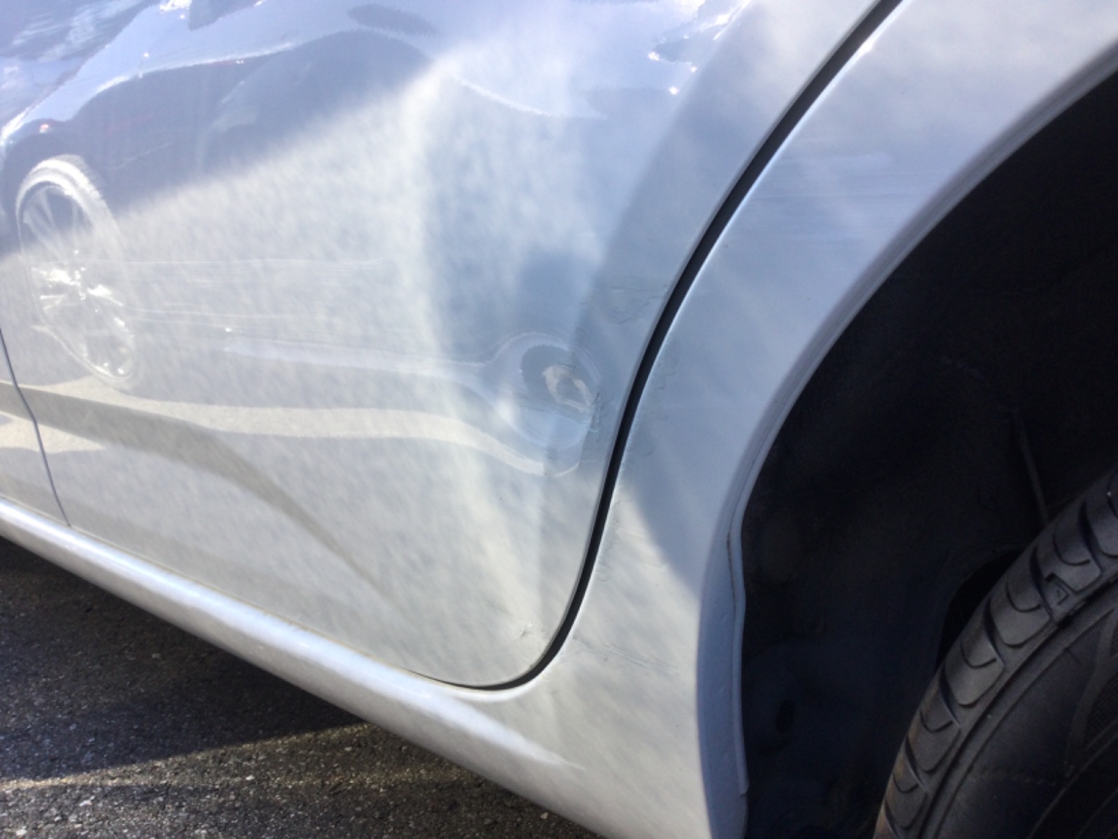 キズ・ヘコミ_24