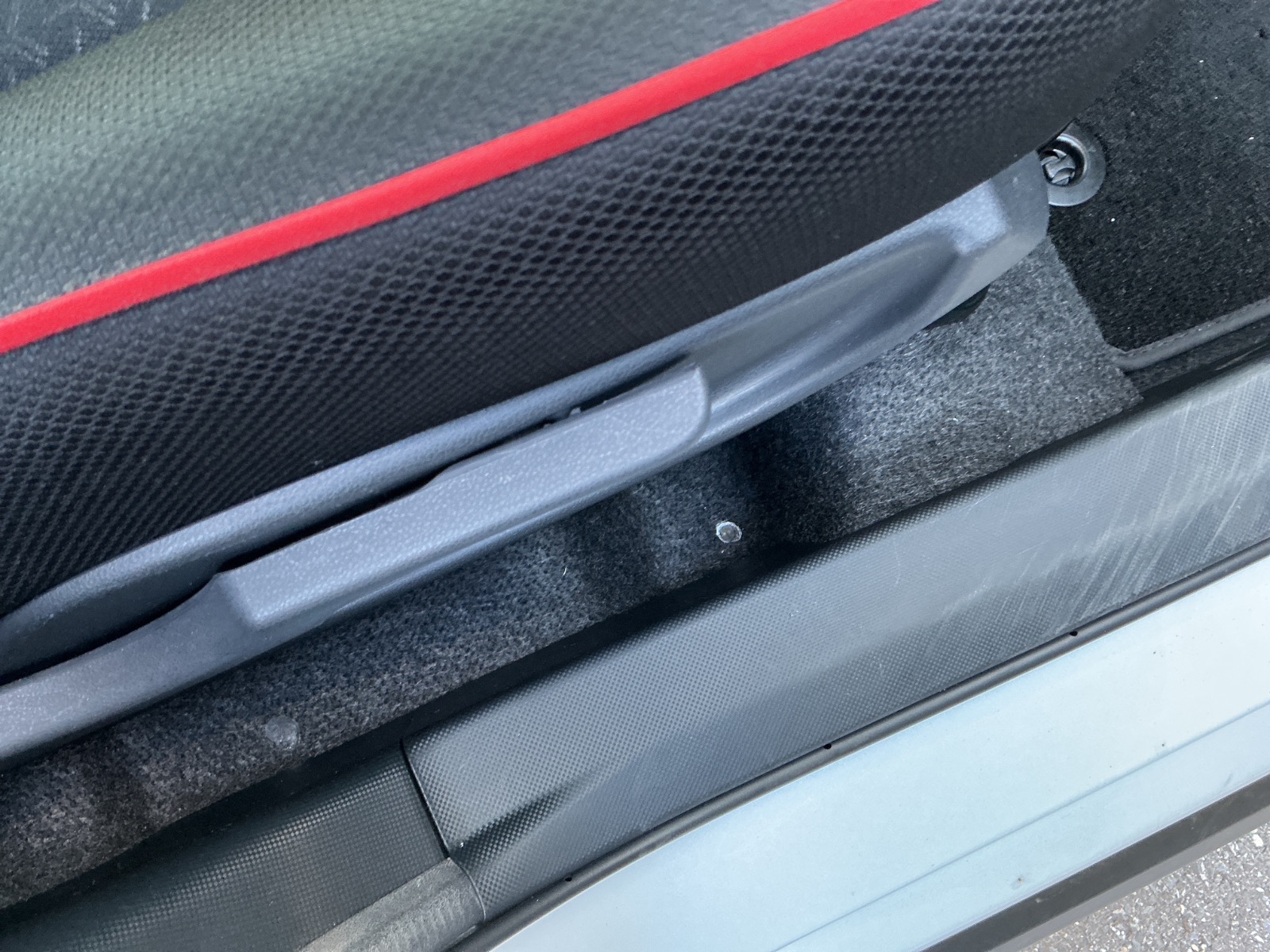 キズ・ヘコミ_64