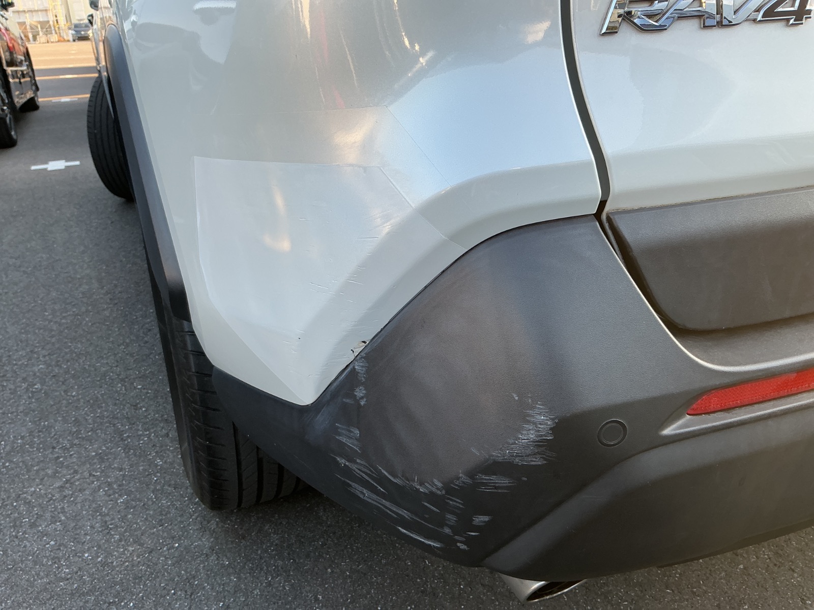 キズ・ヘコミ_55