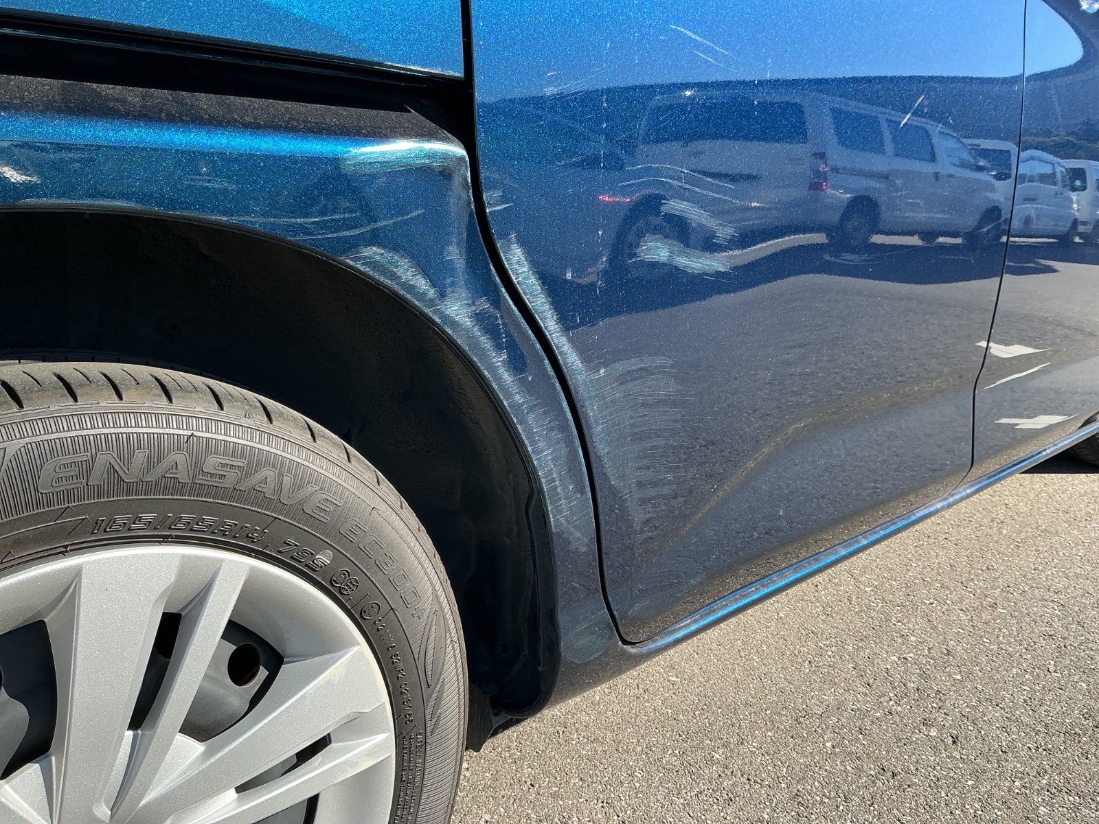 キズ・ヘコミ_40