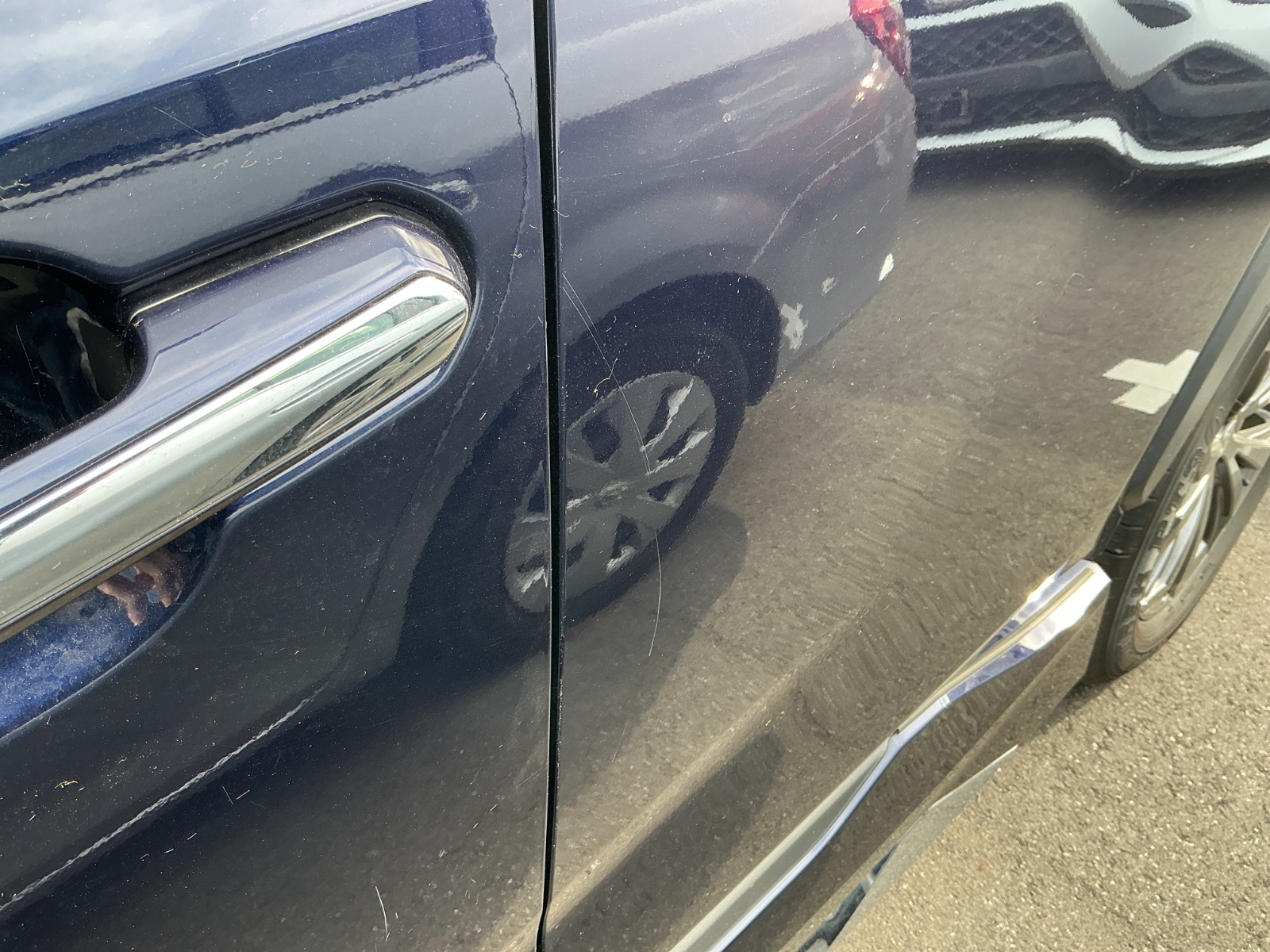 キズ・ヘコミ_24