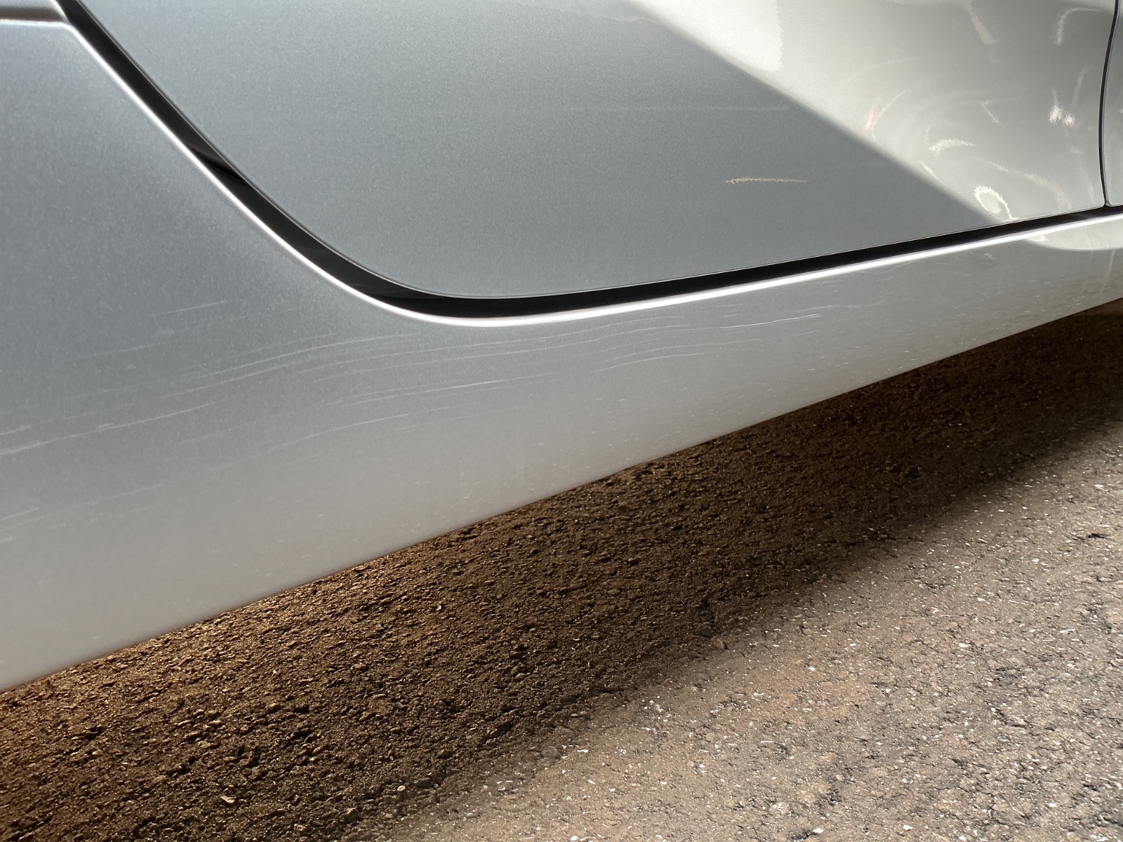 キズ・ヘコミ_23