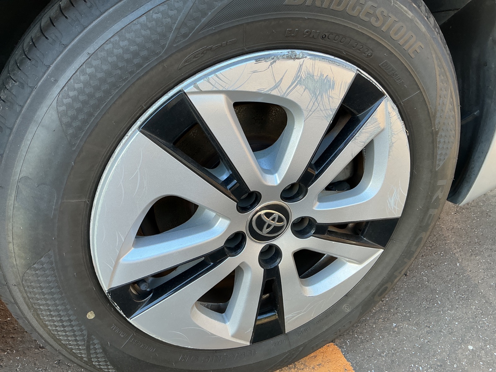 キズ・ヘコミ_61