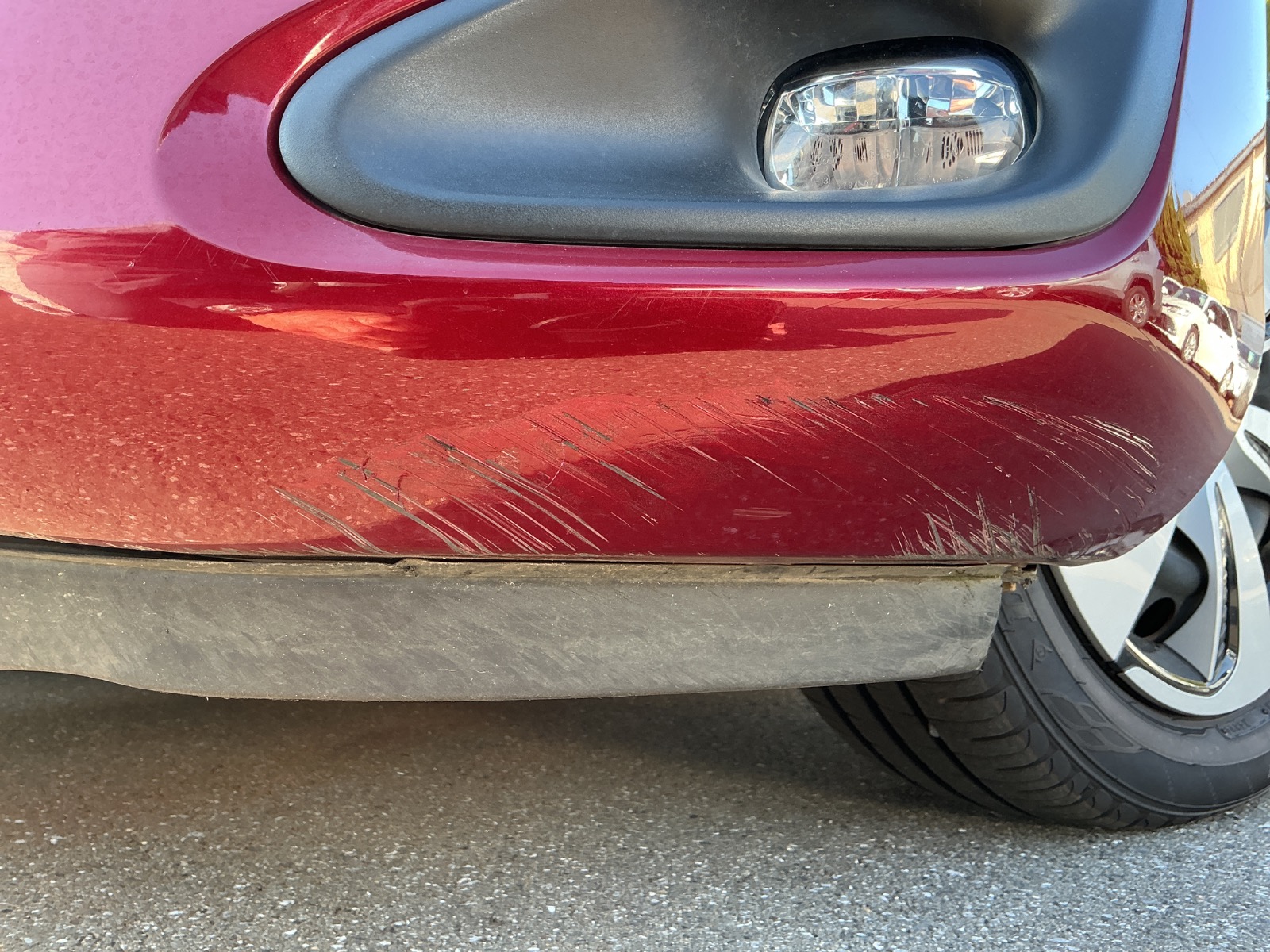 キズ・ヘコミ_05