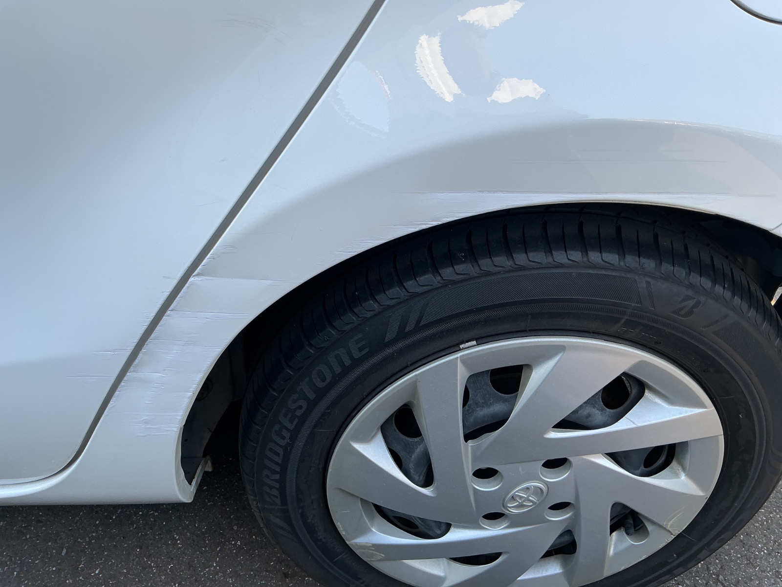 キズ・ヘコミ_38