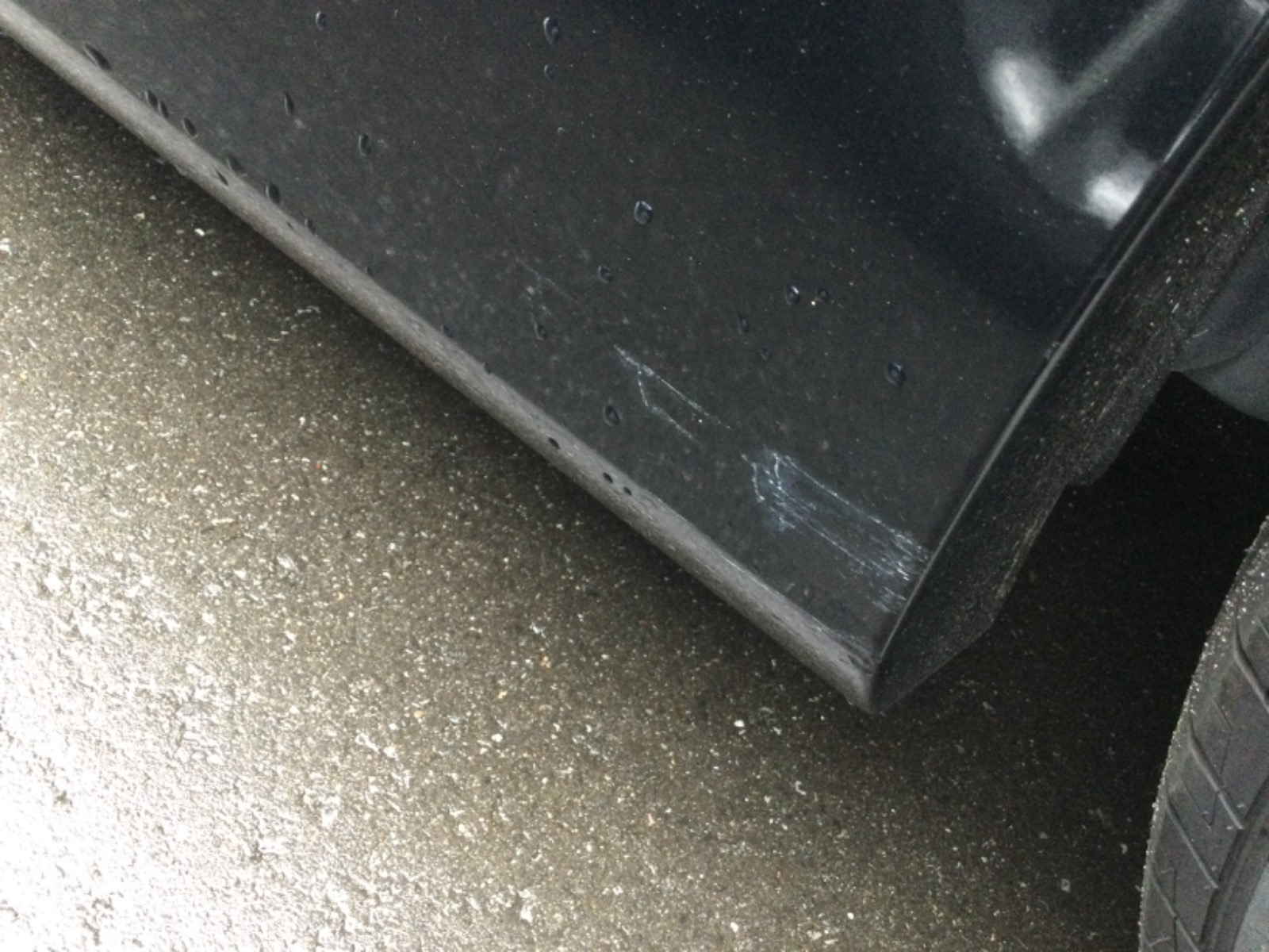 キズ・ヘコミ_24