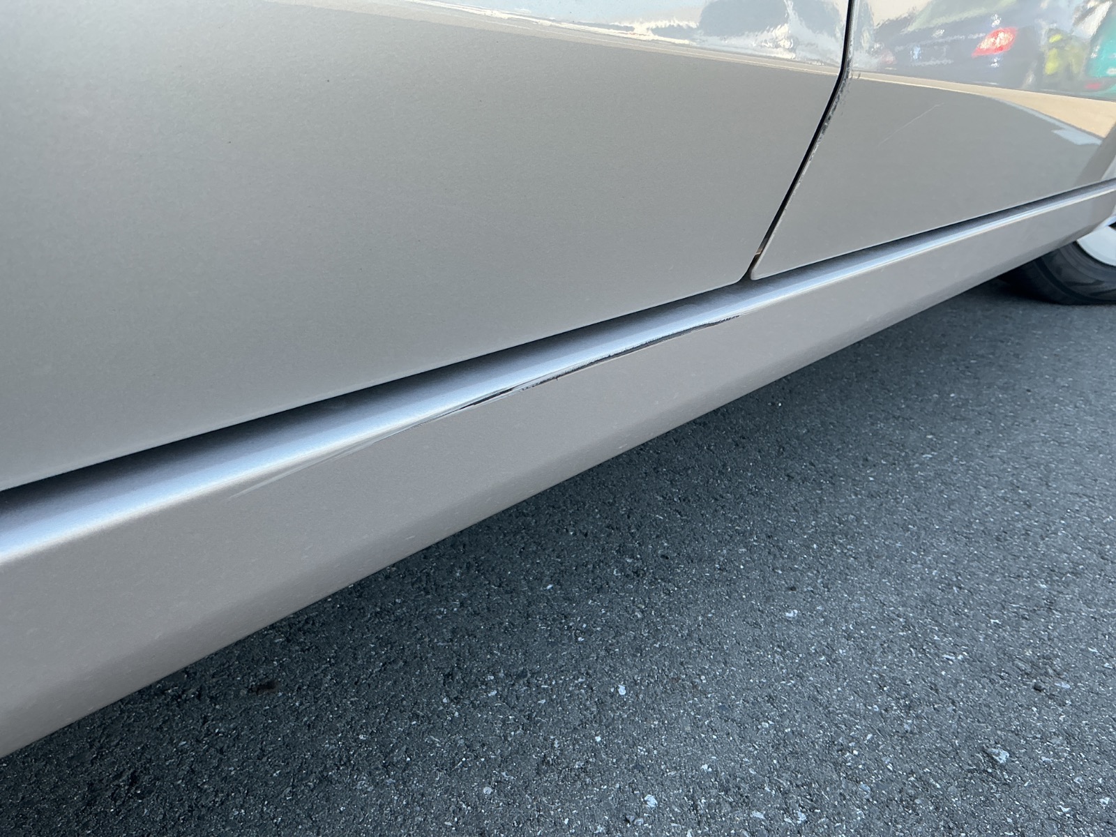 キズ・ヘコミ_23