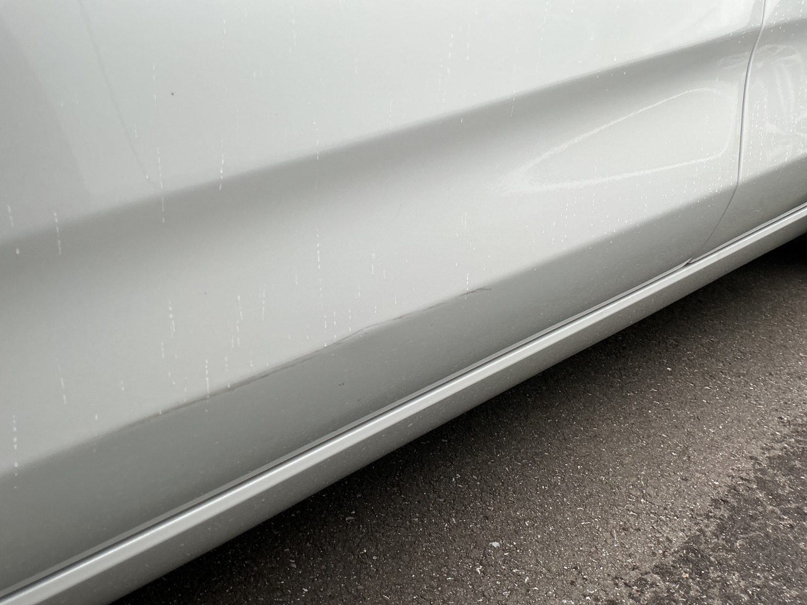 キズ・ヘコミ_17