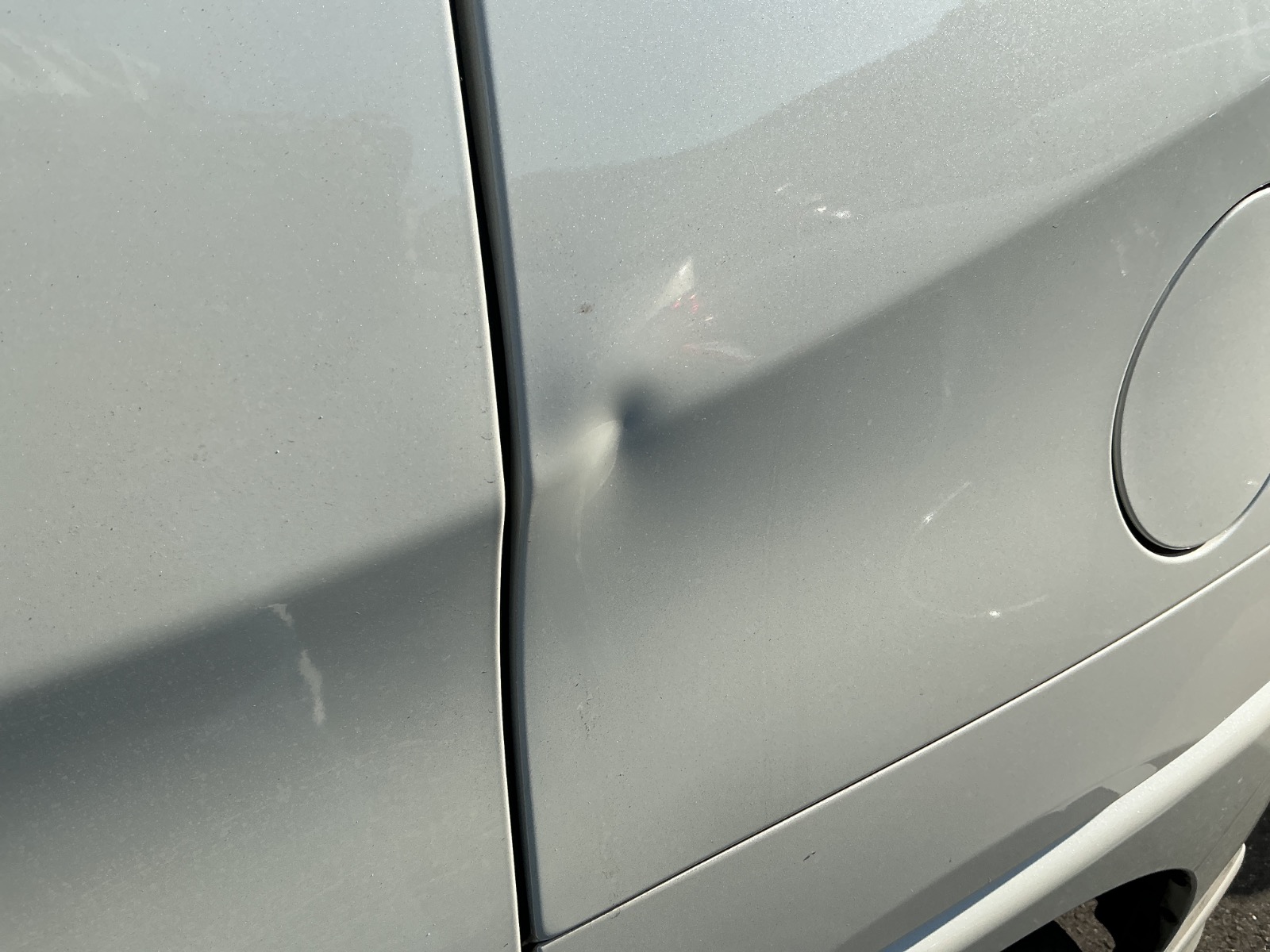 キズ・ヘコミ_38