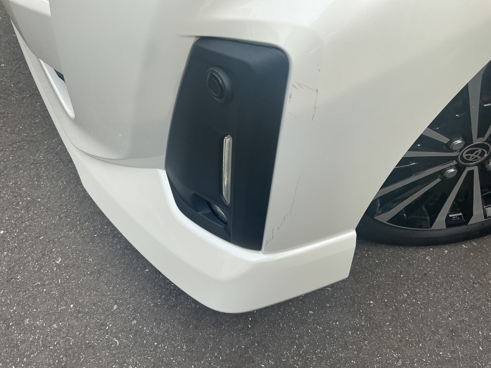 キズ・ヘコミ_05