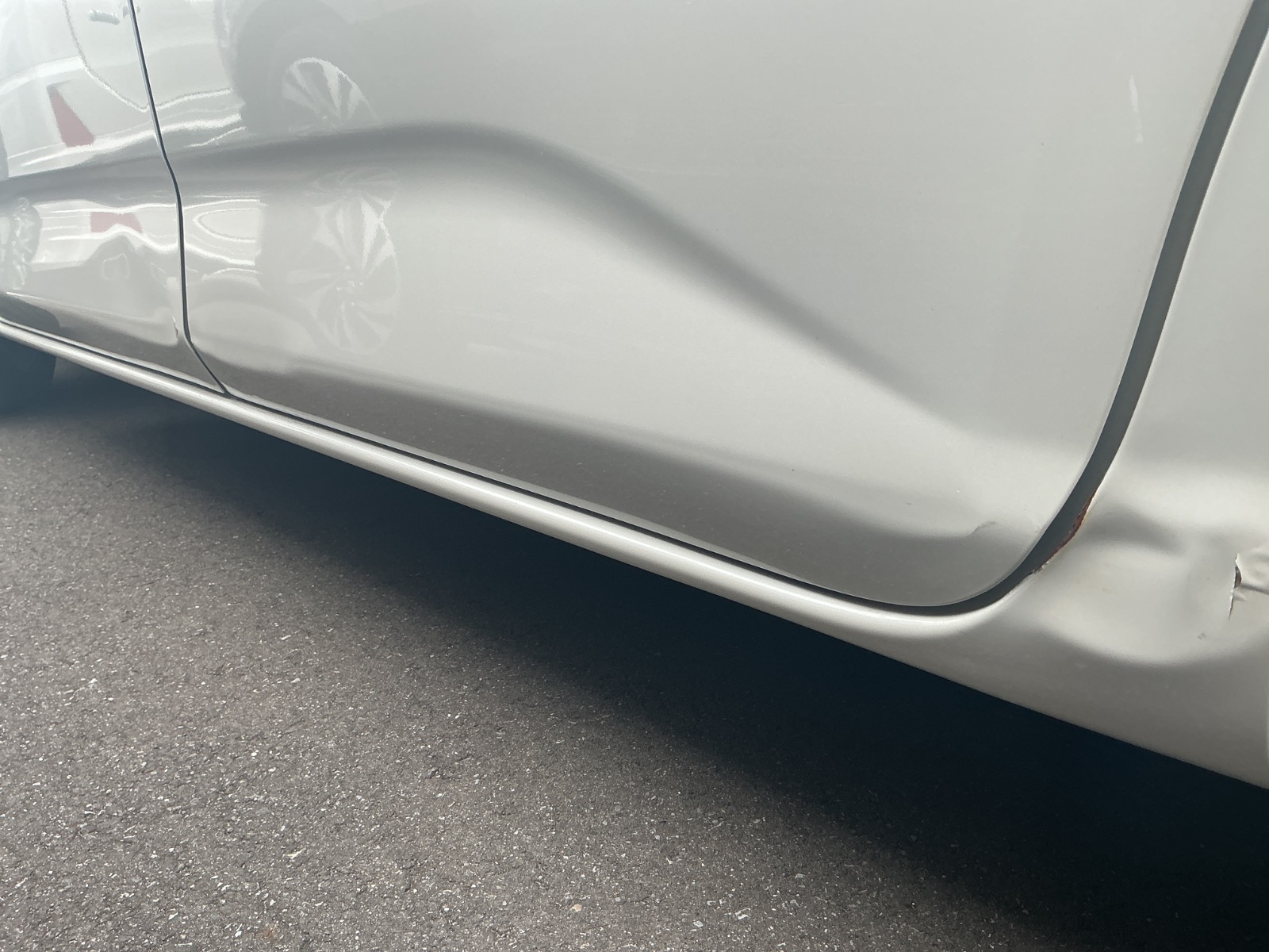 キズ・ヘコミ_25