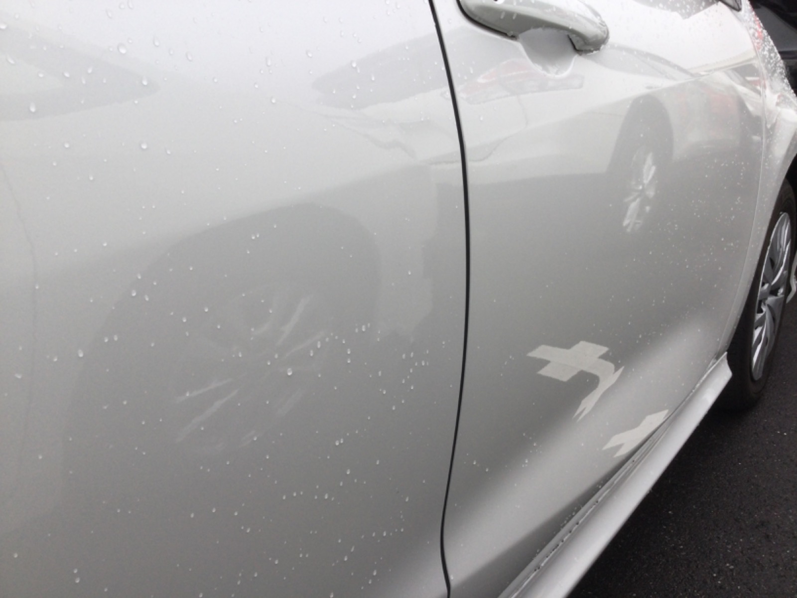 キズ・ヘコミ_26