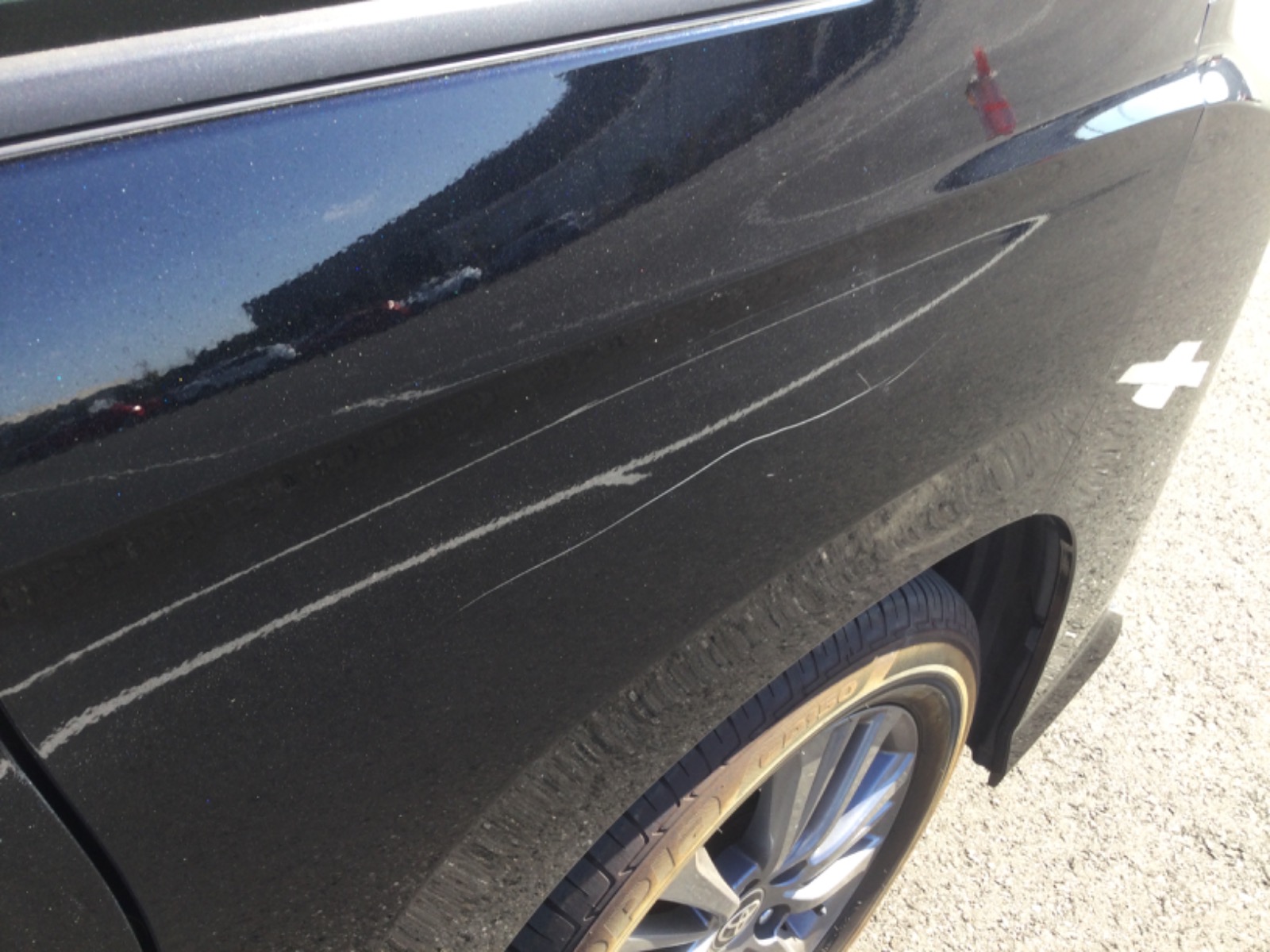 キズ・ヘコミ_12