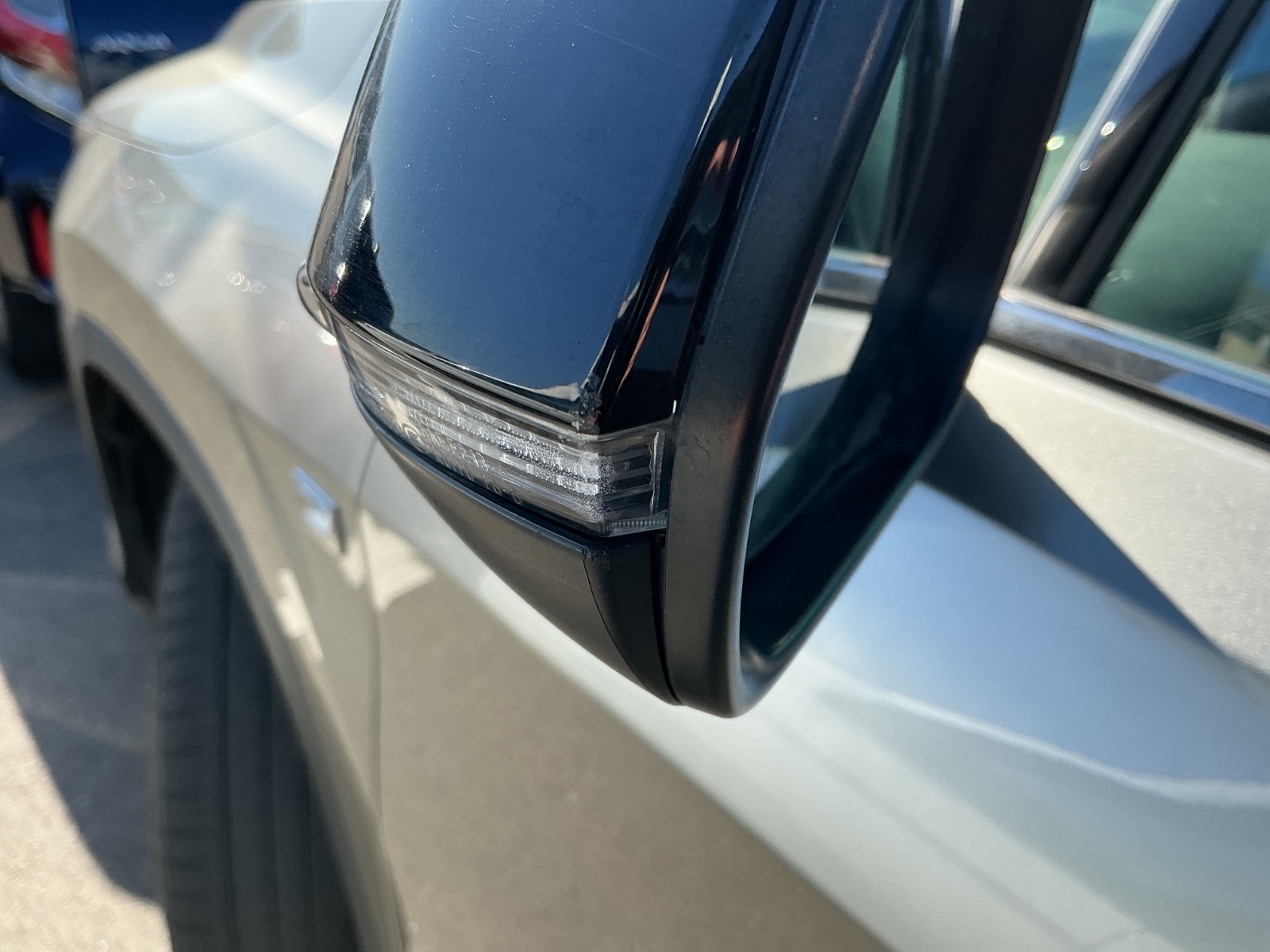 キズ・ヘコミ_64