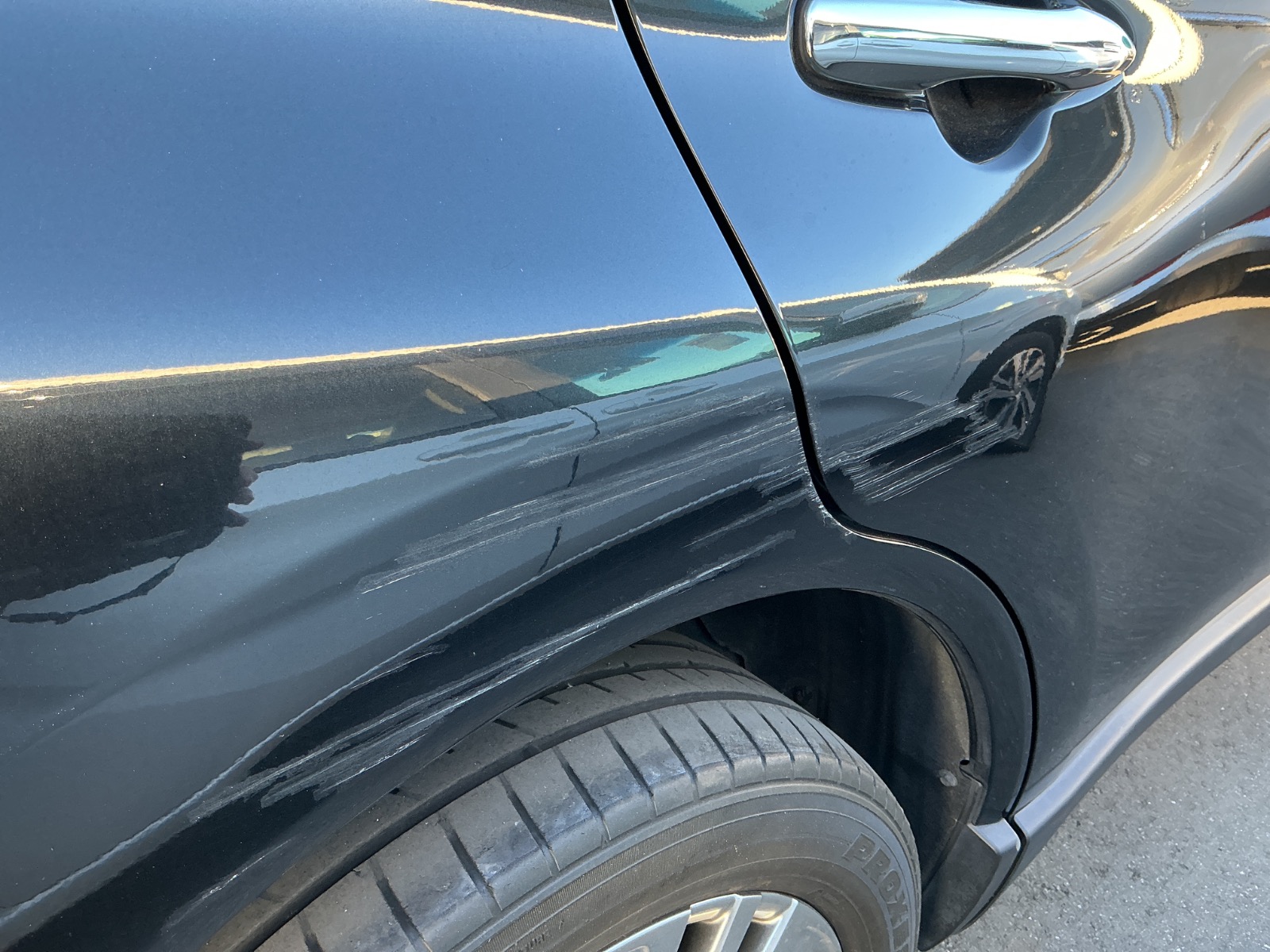 キズ・ヘコミ_40