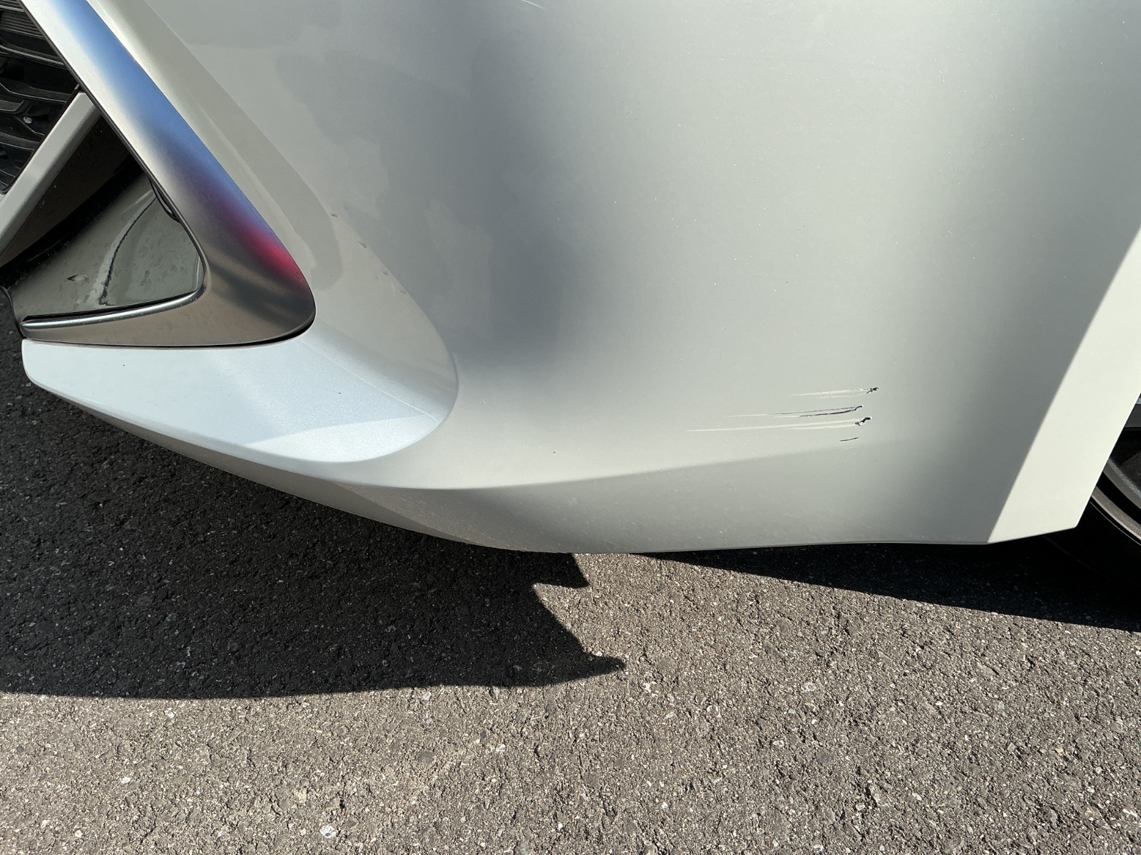 キズ・ヘコミ_05