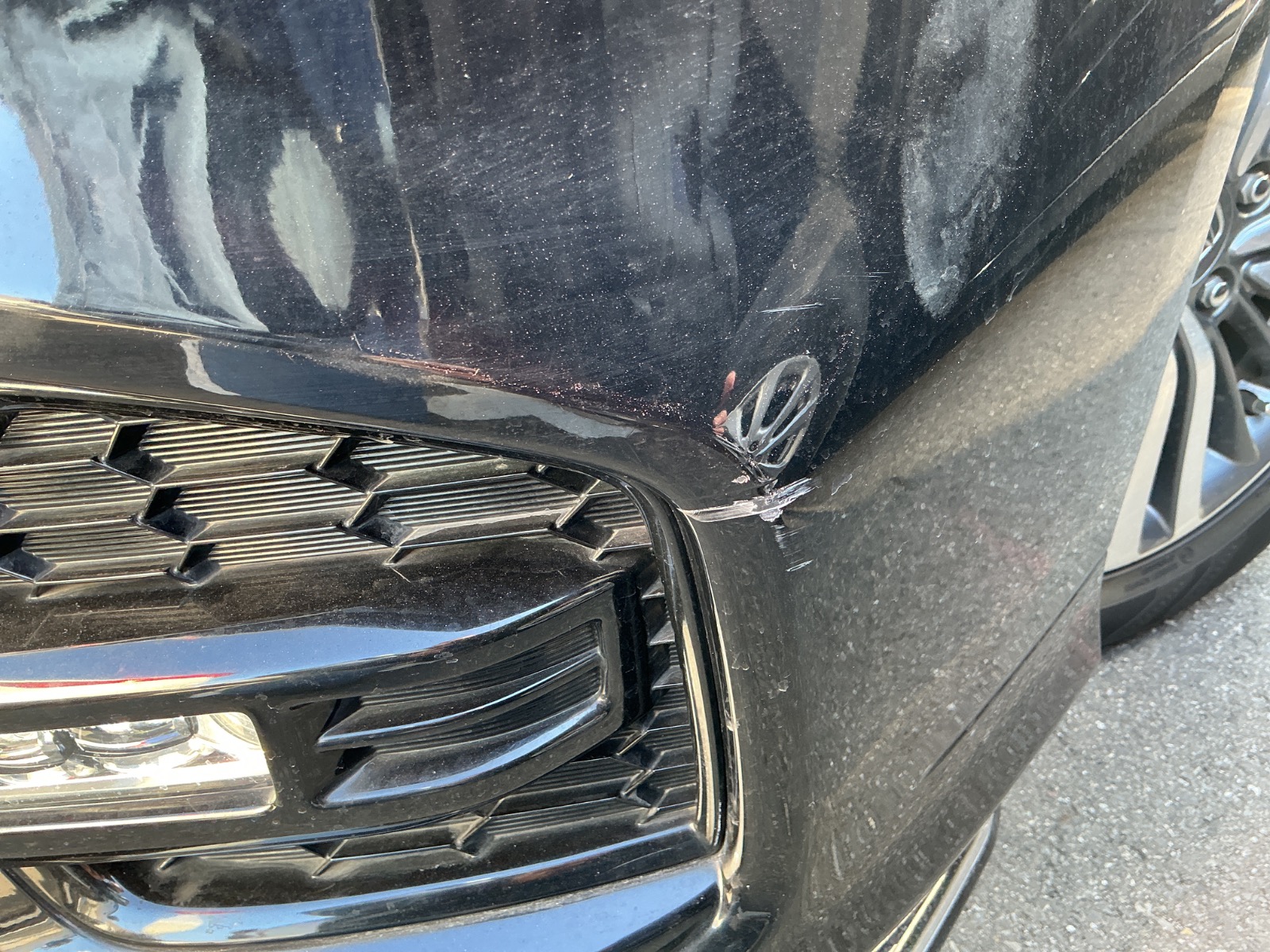 キズ・ヘコミ_05