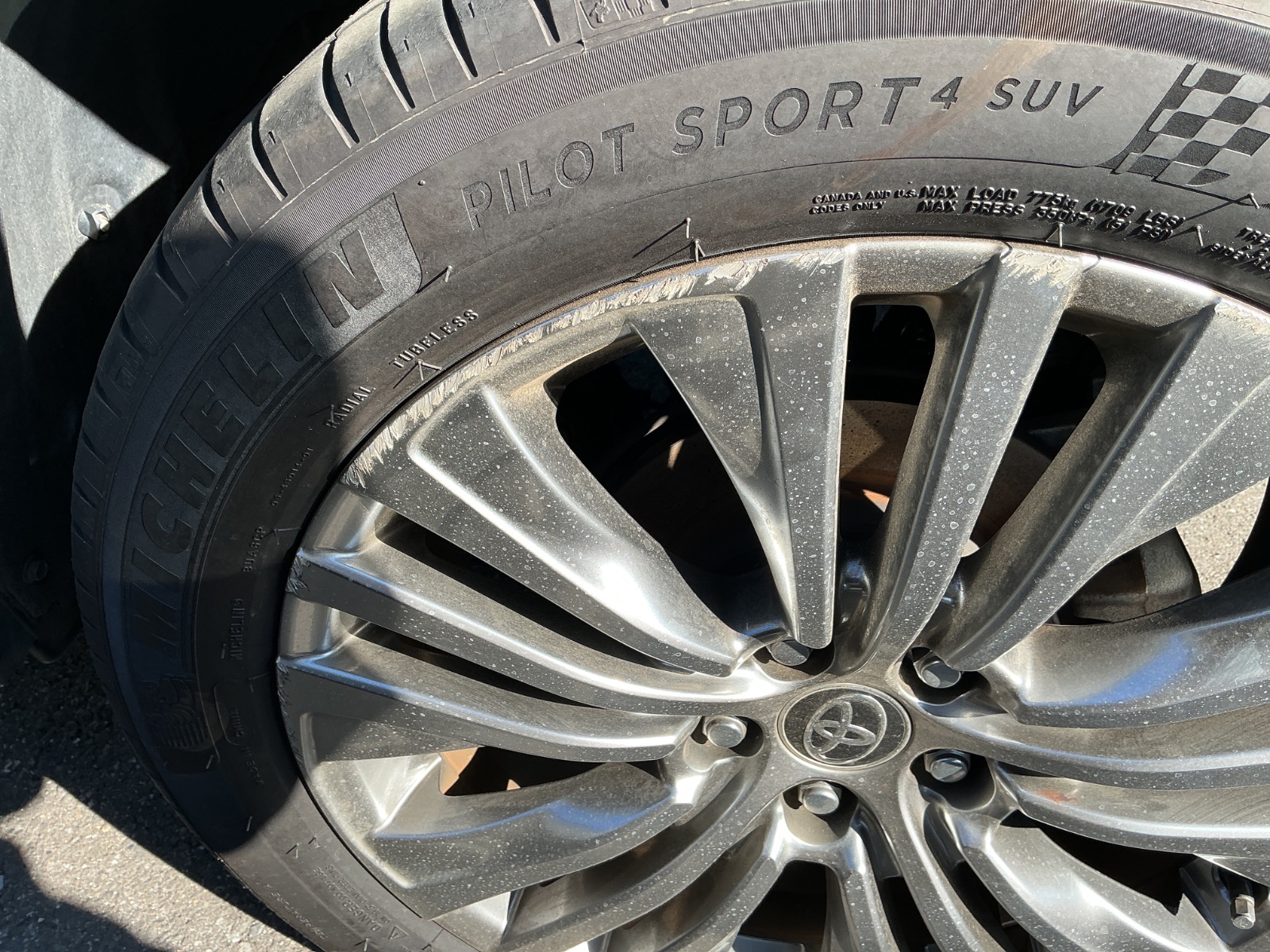 キズ・ヘコミ_61