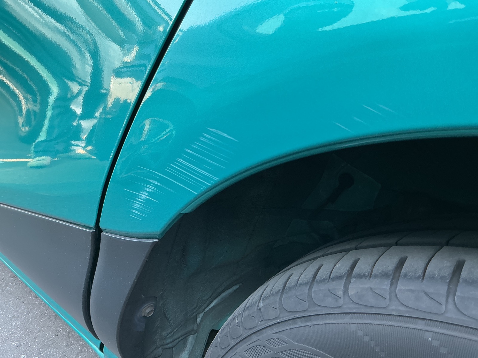 キズ・ヘコミ_38