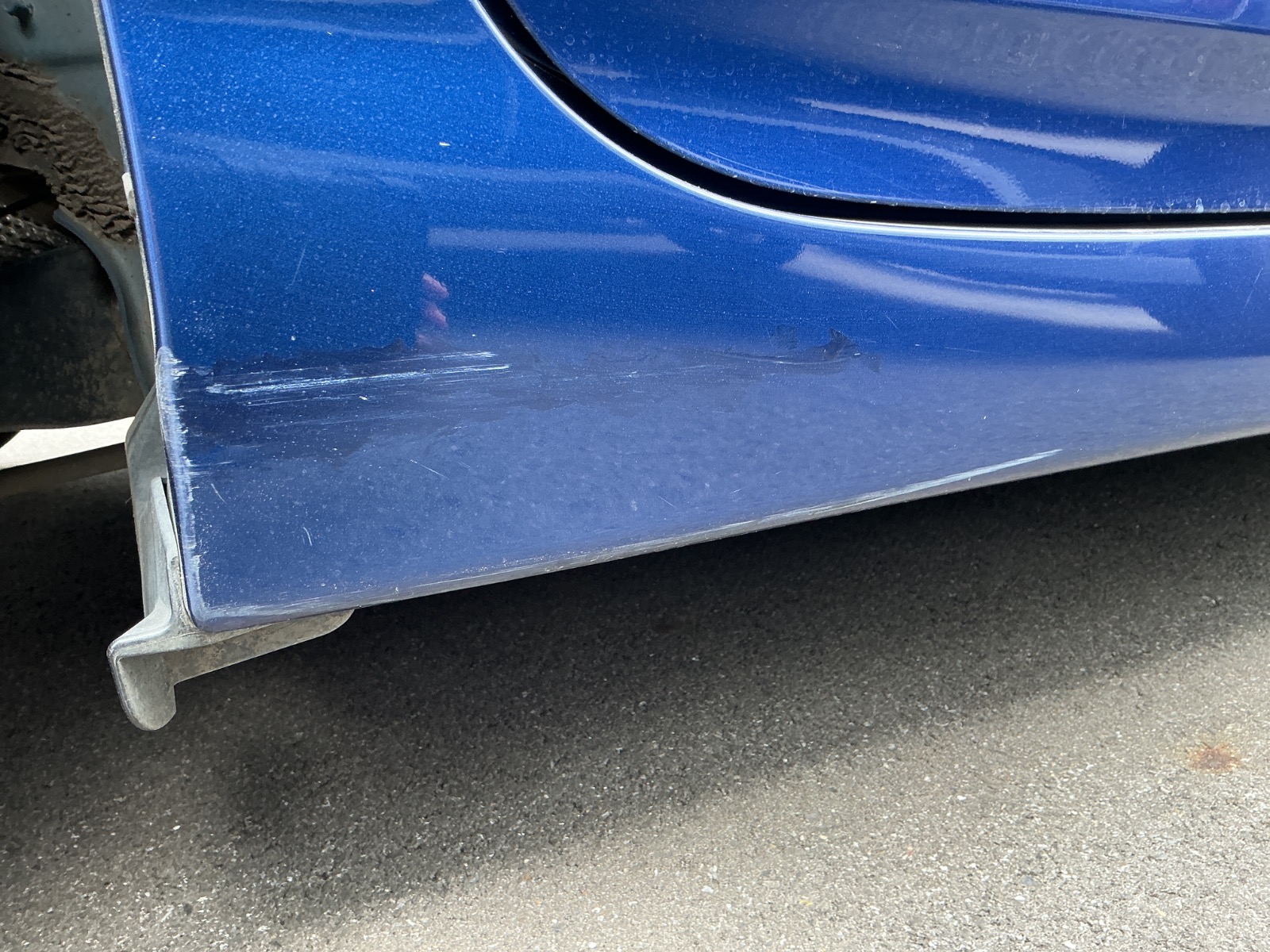 キズ・ヘコミ_23