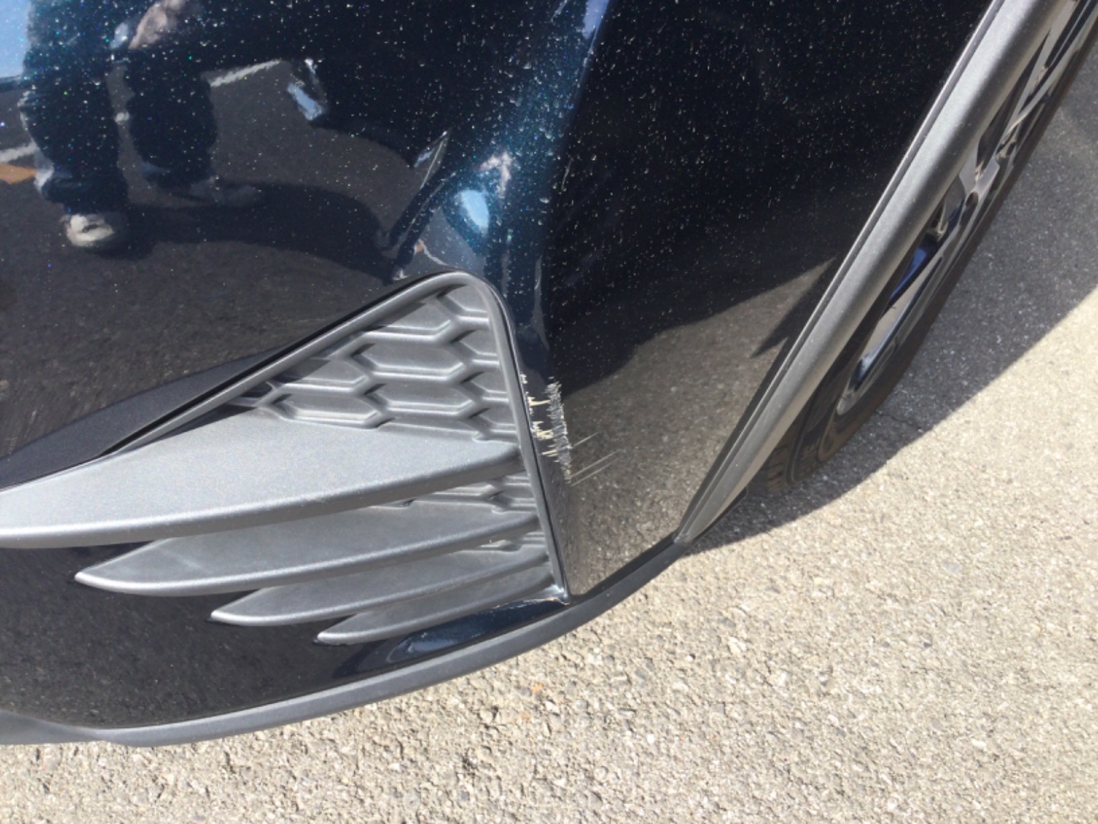 キズ・ヘコミ_05